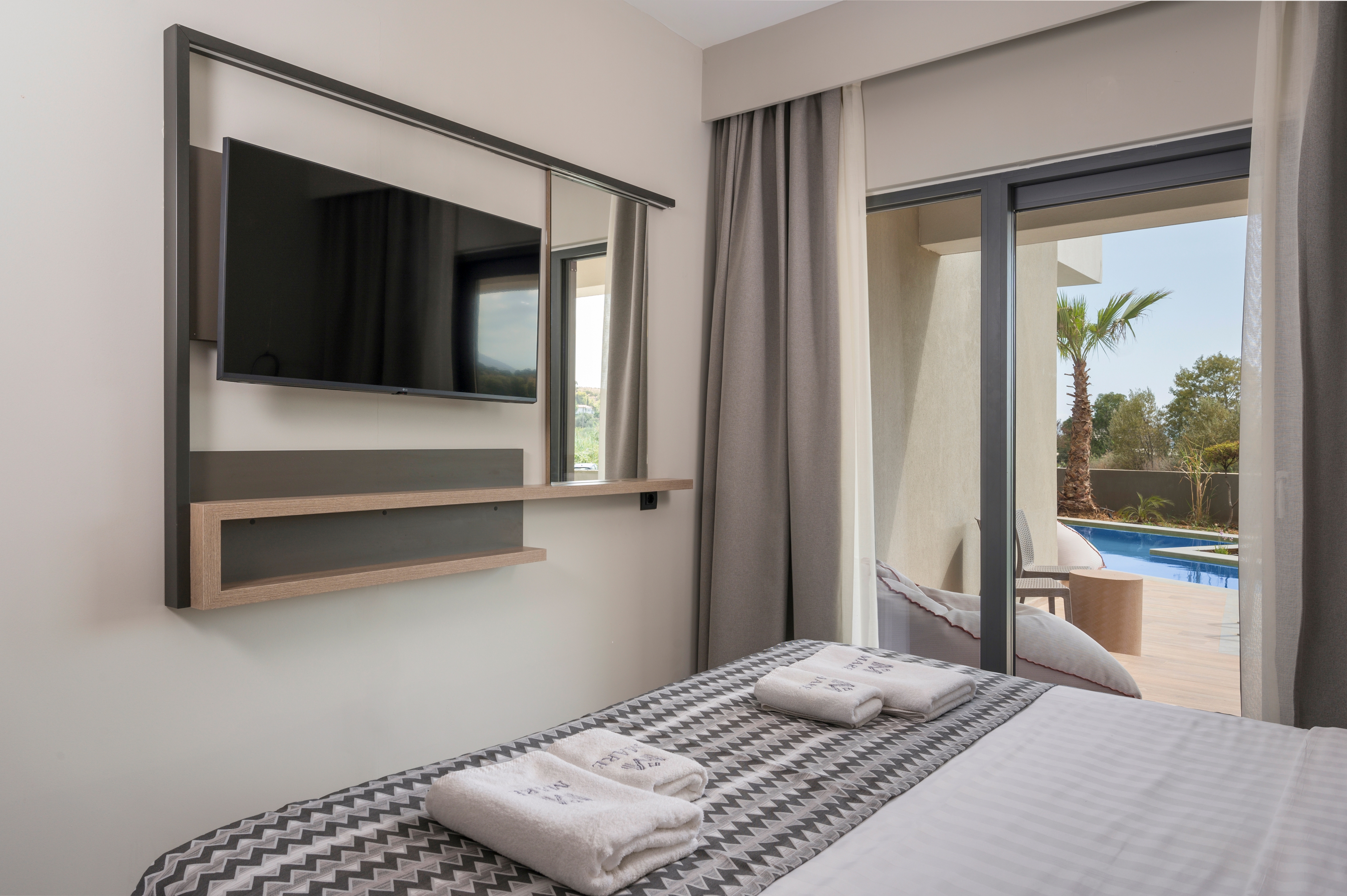 Double with Private Pool