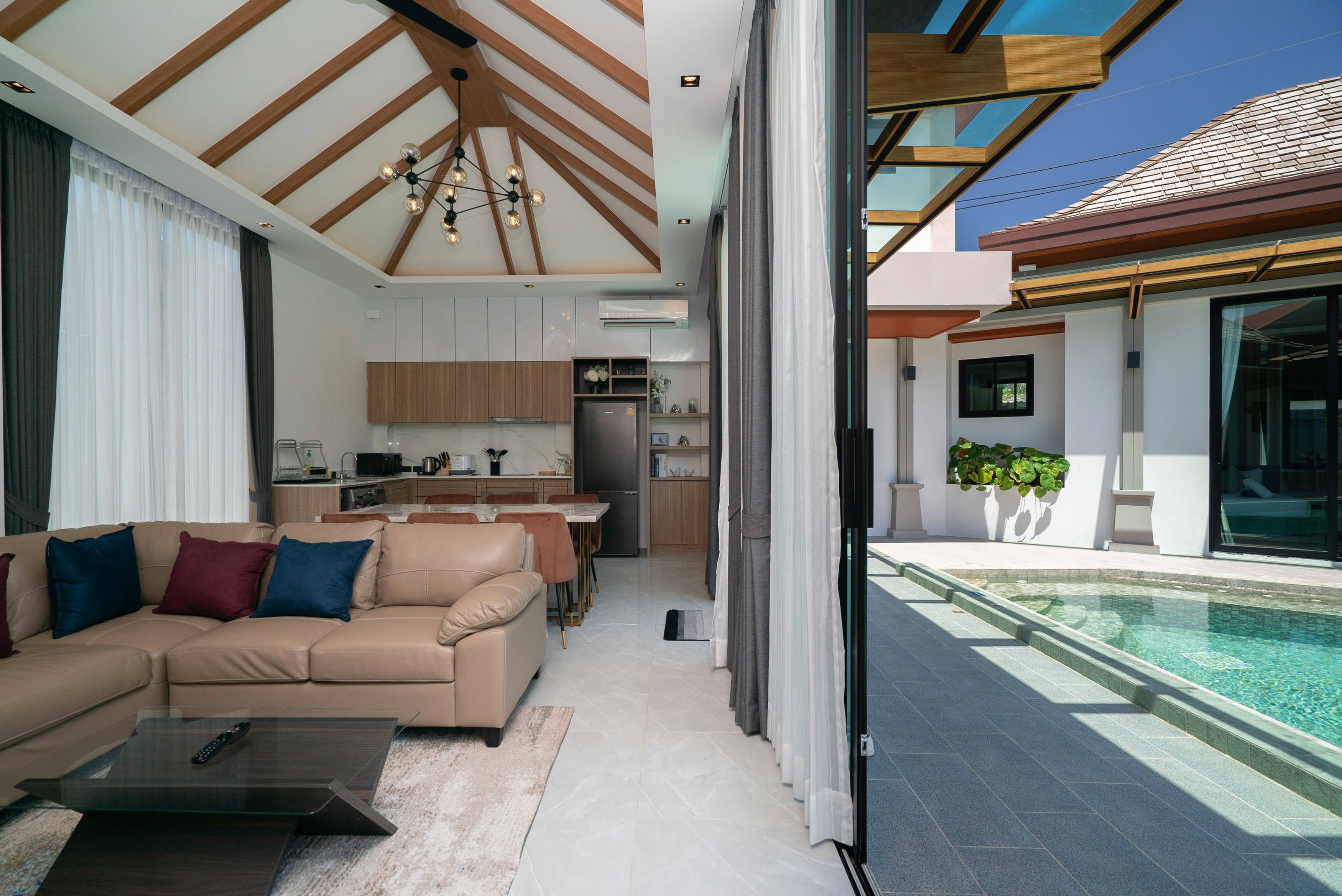 Villa Five Bedrooms with Private Pool