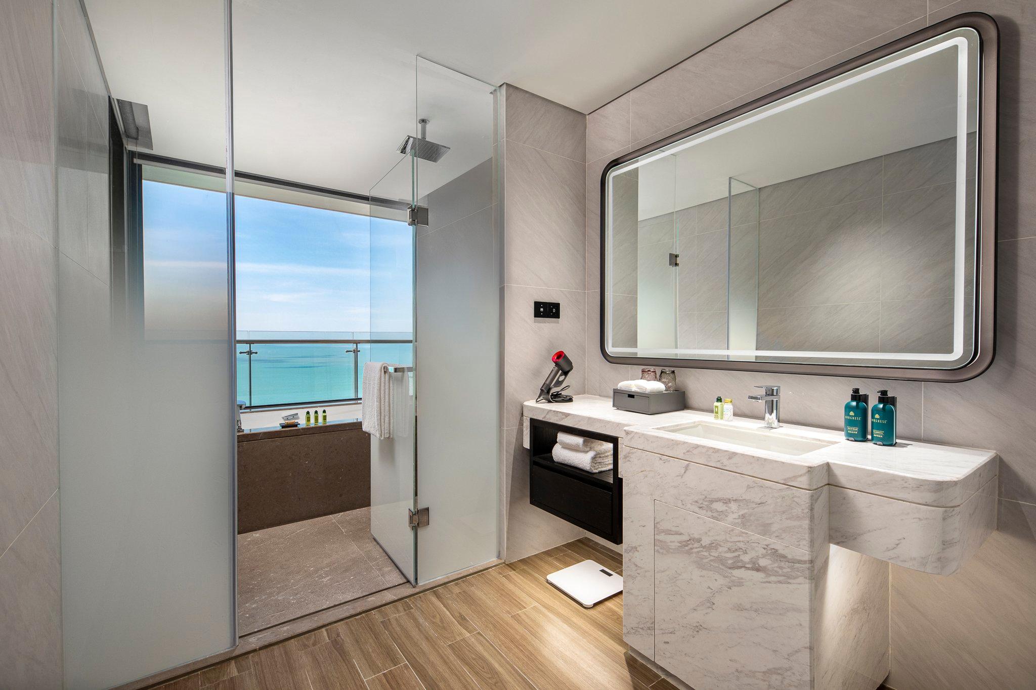 Suite Ocean Front One Bedroom