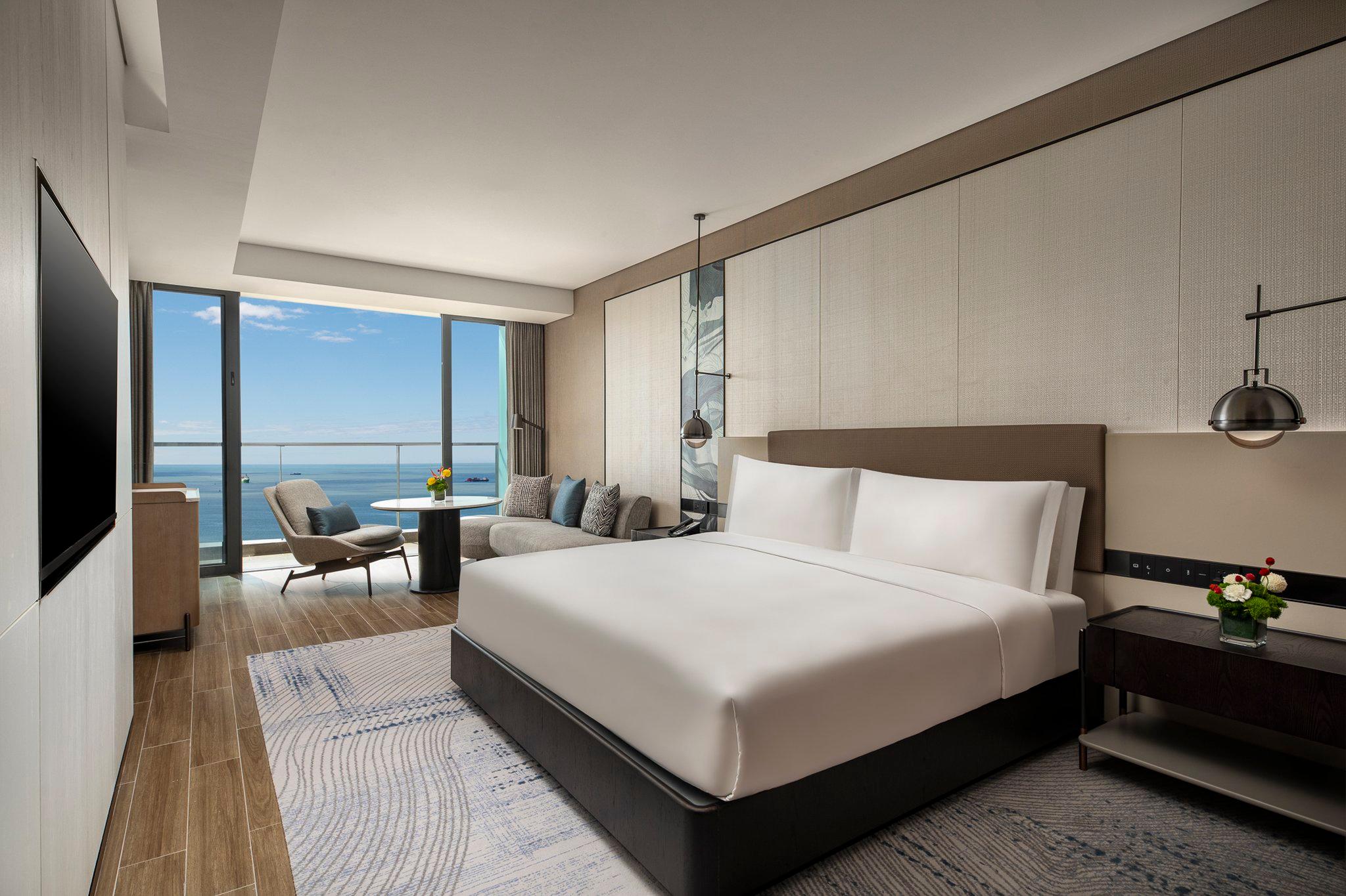 Junior Suite King Size Bed