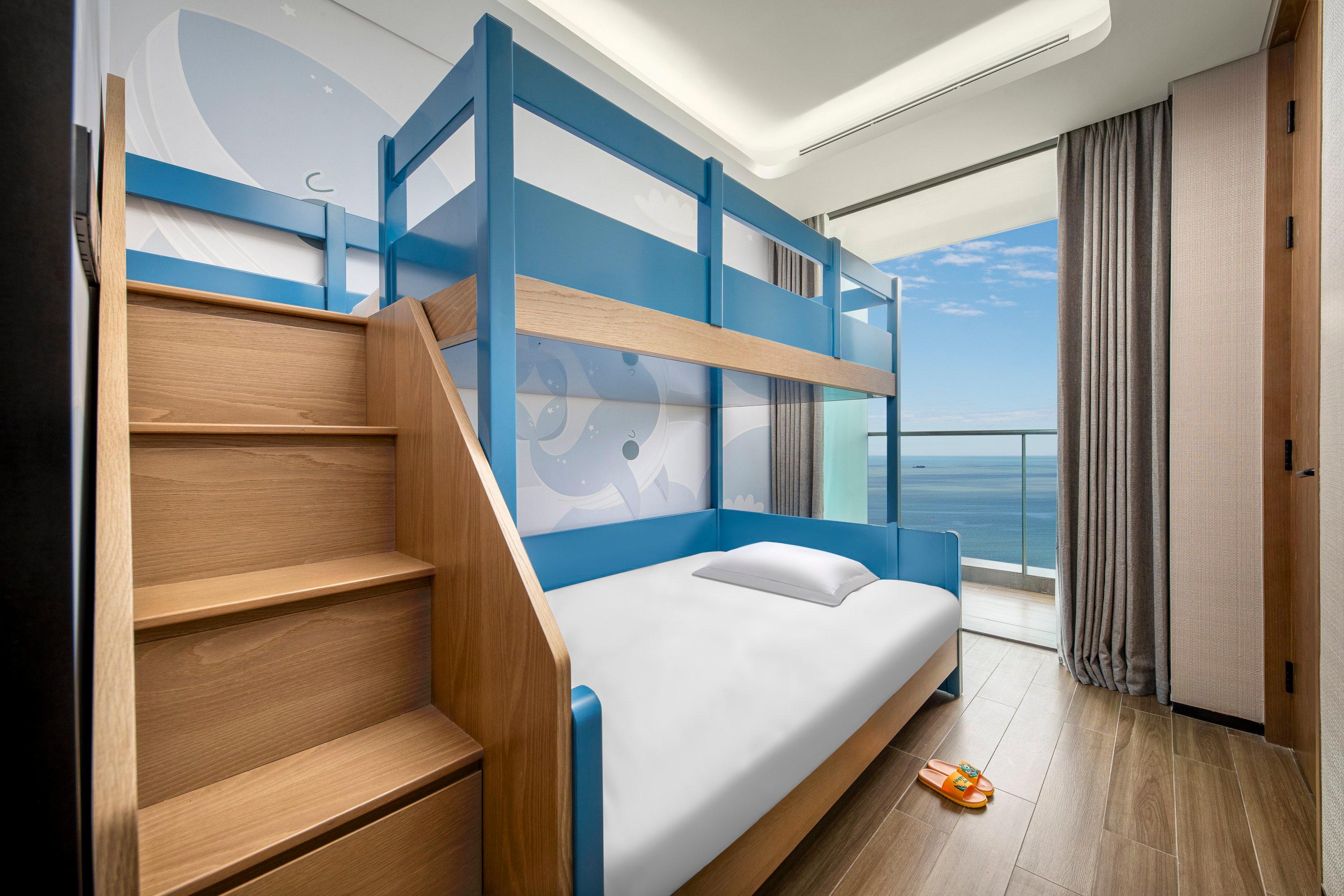 Junior Suite King Size Bed