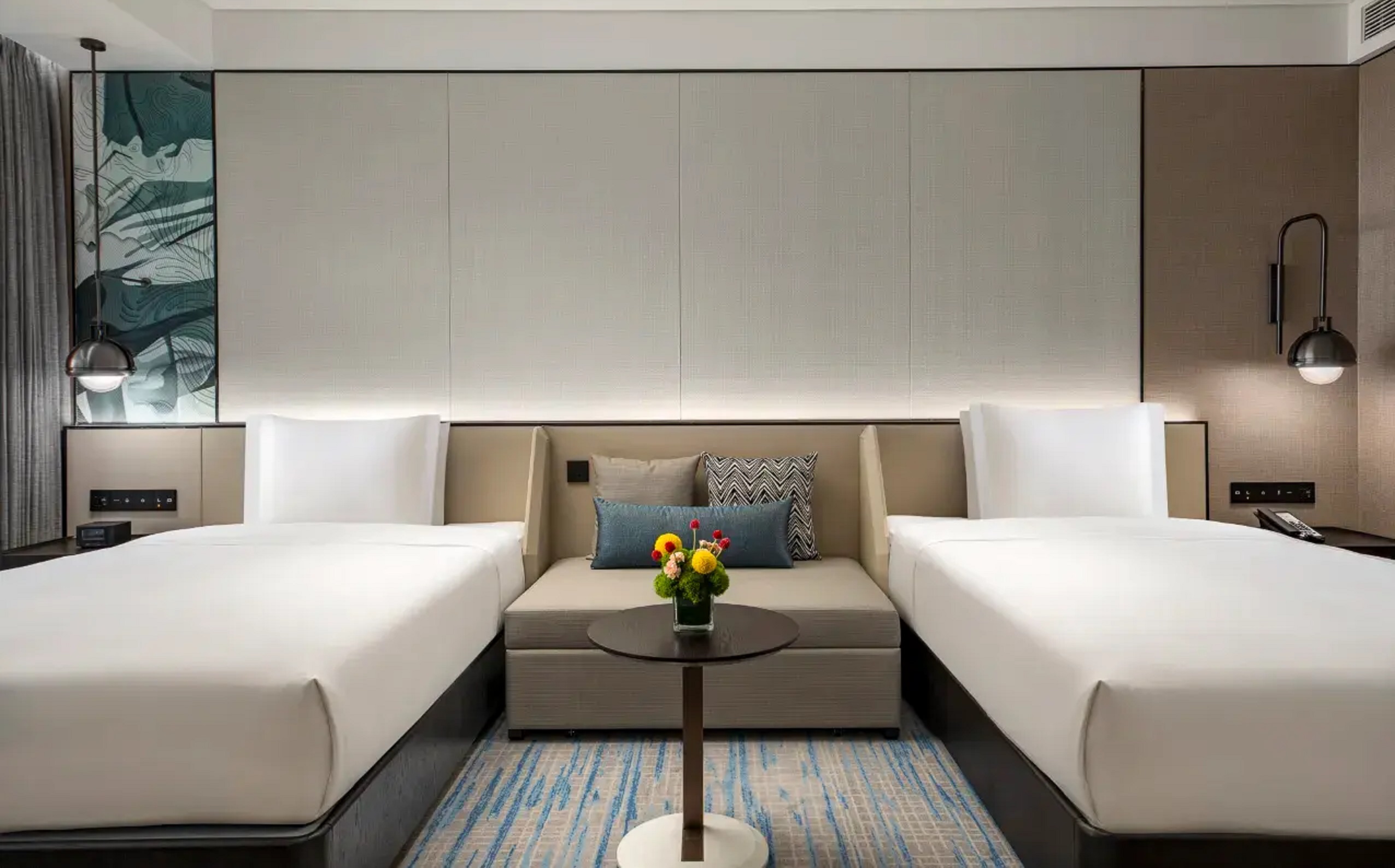 Quadruple Ocean Front Two Double Beds