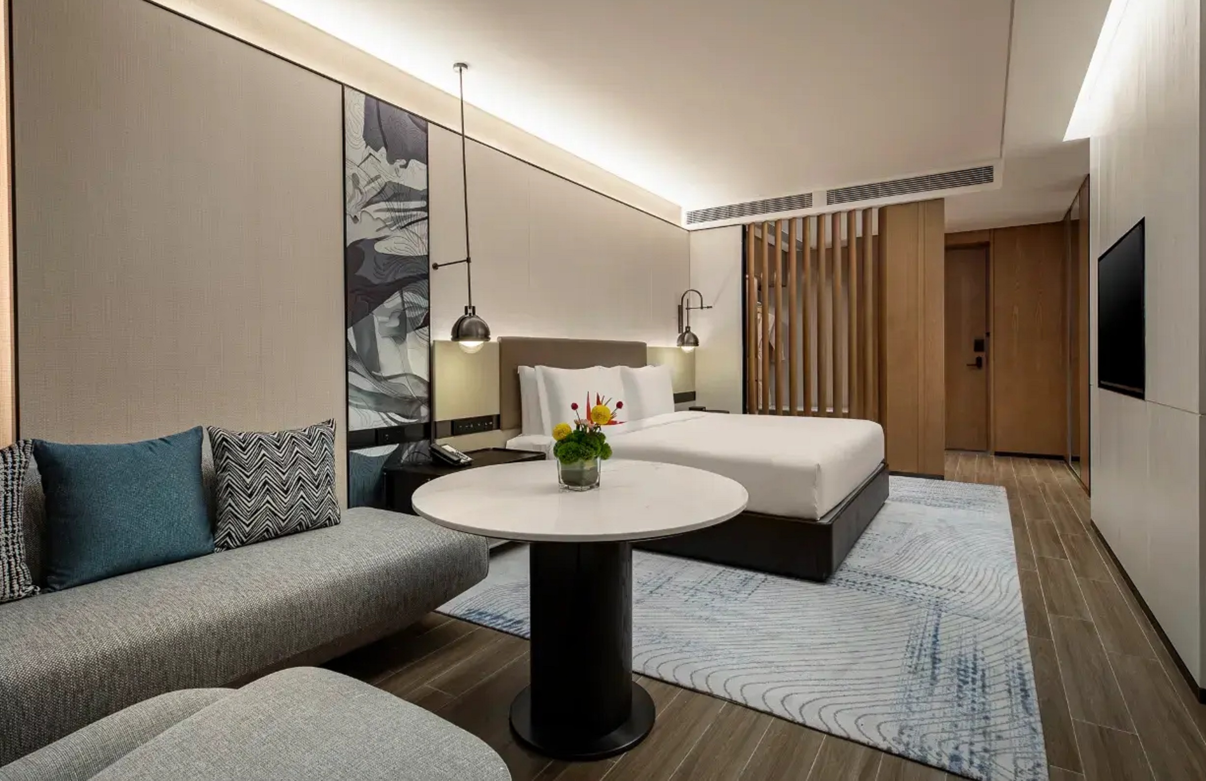 Double Ocean Front King Bed