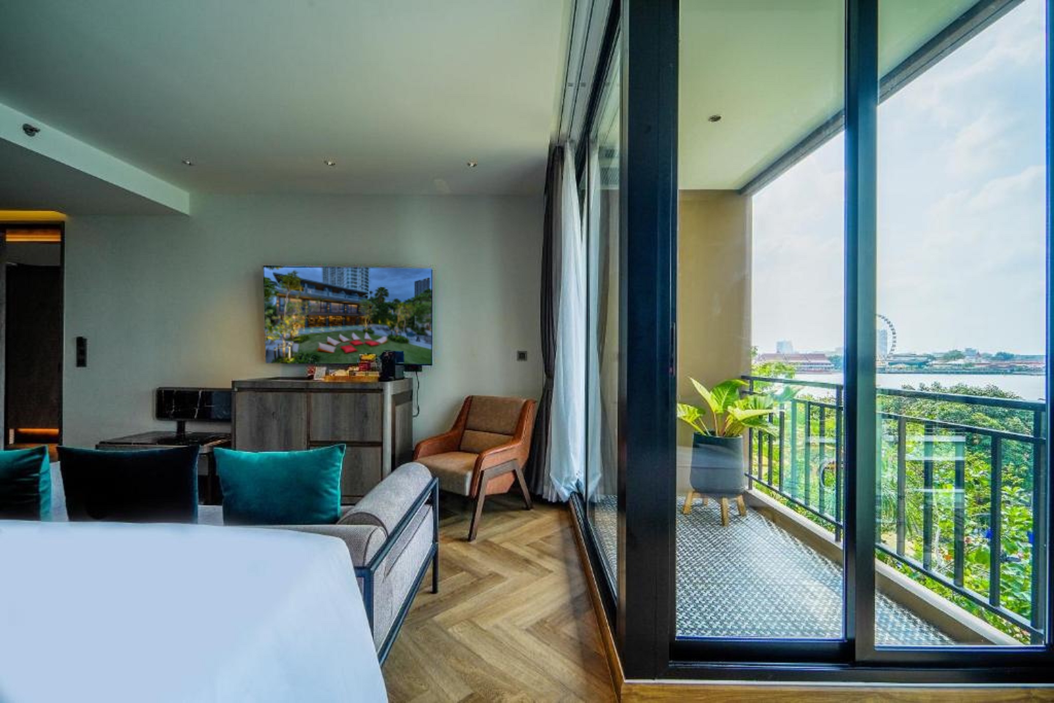 Double or Twin Deluxe