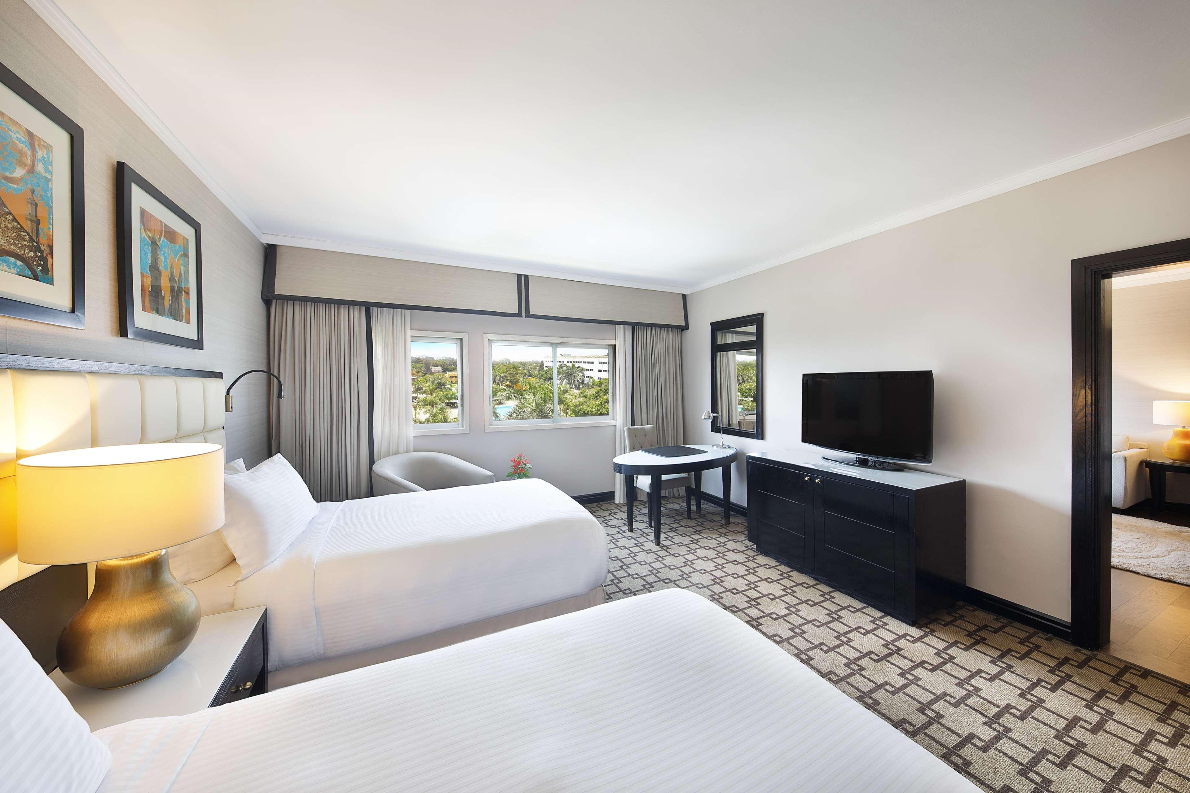 Suite Pool View One Bedroom