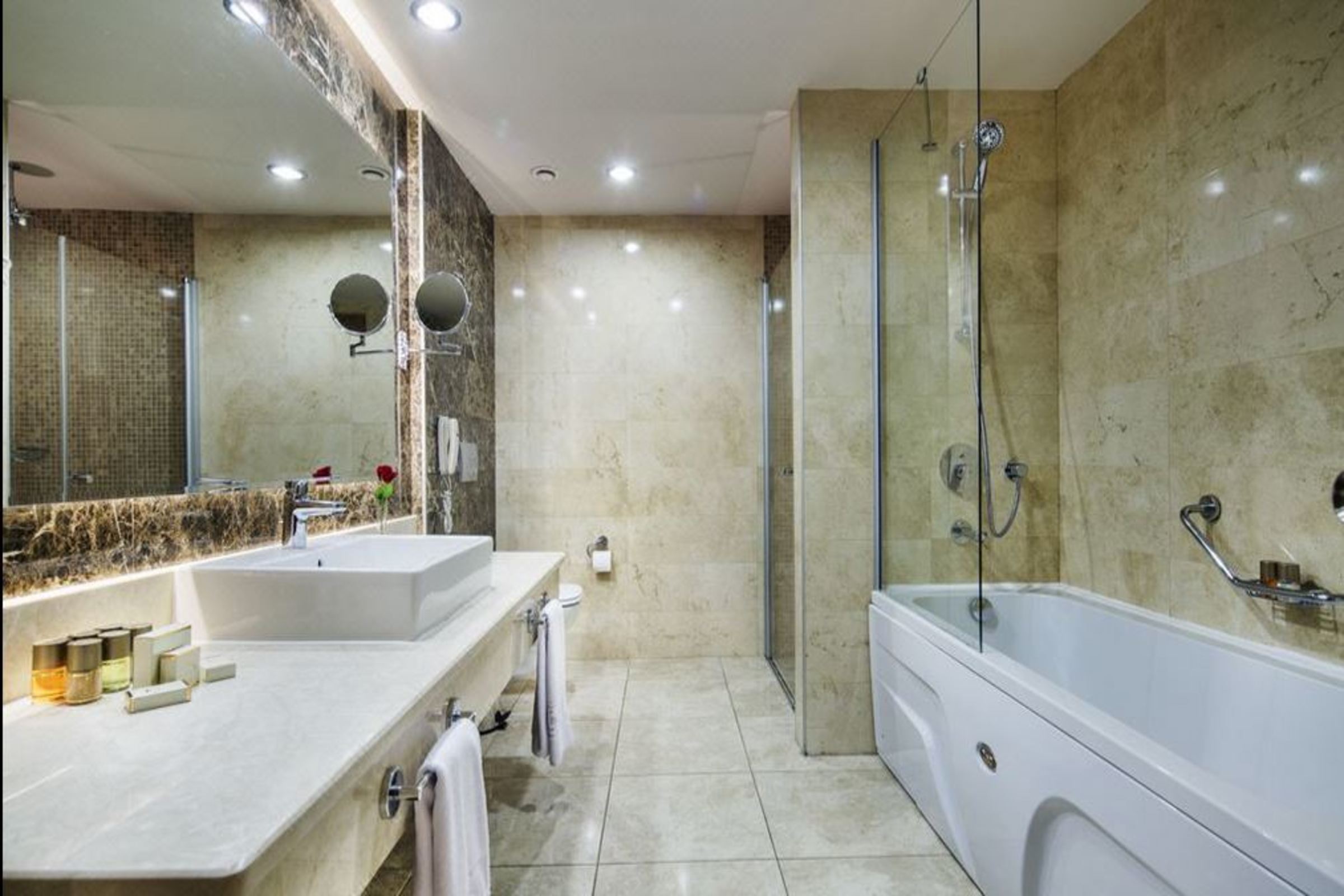 Family Room Connecting Room