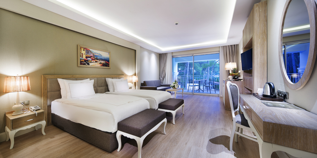 Family Room Pool View