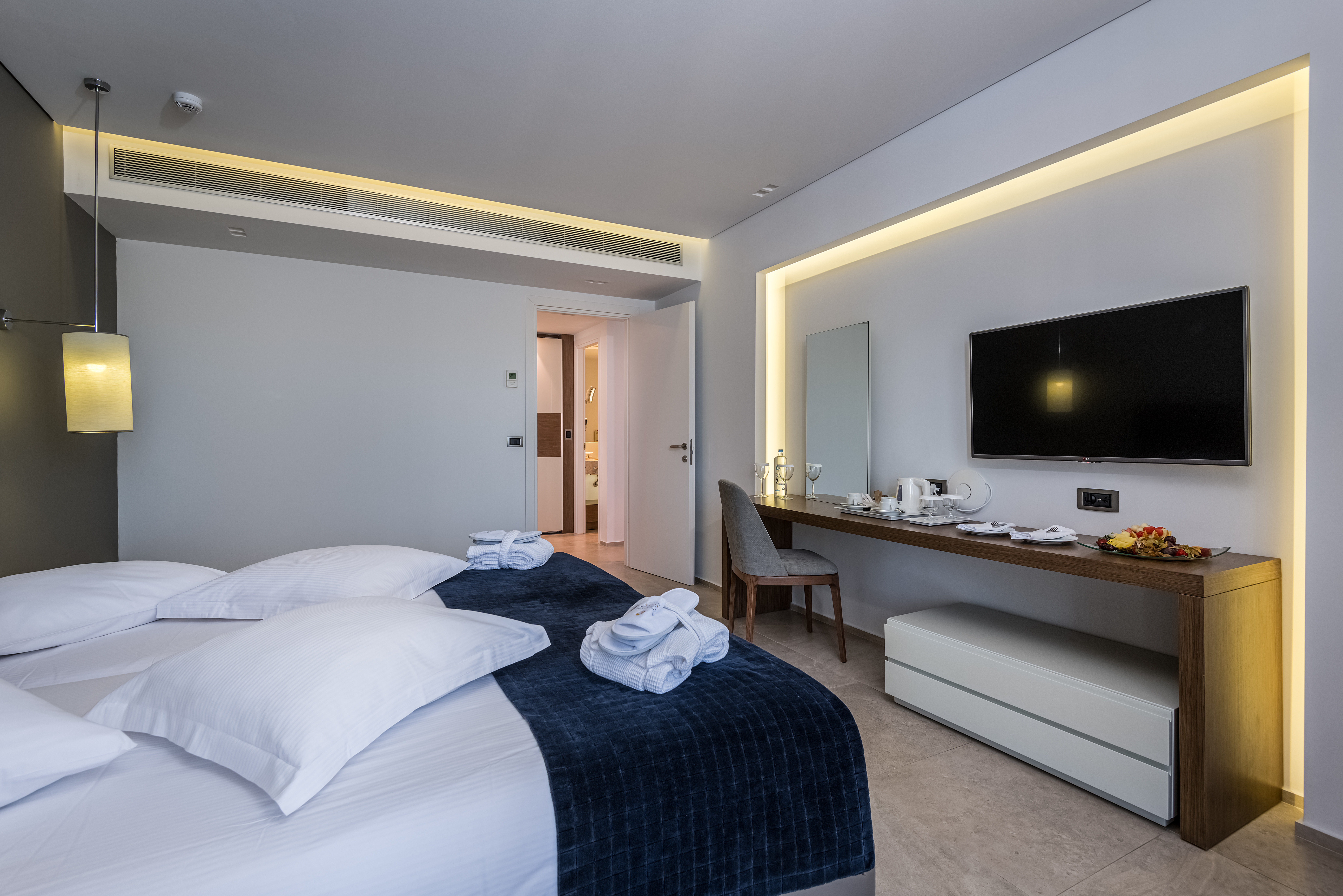 Suite Two Bedrooms