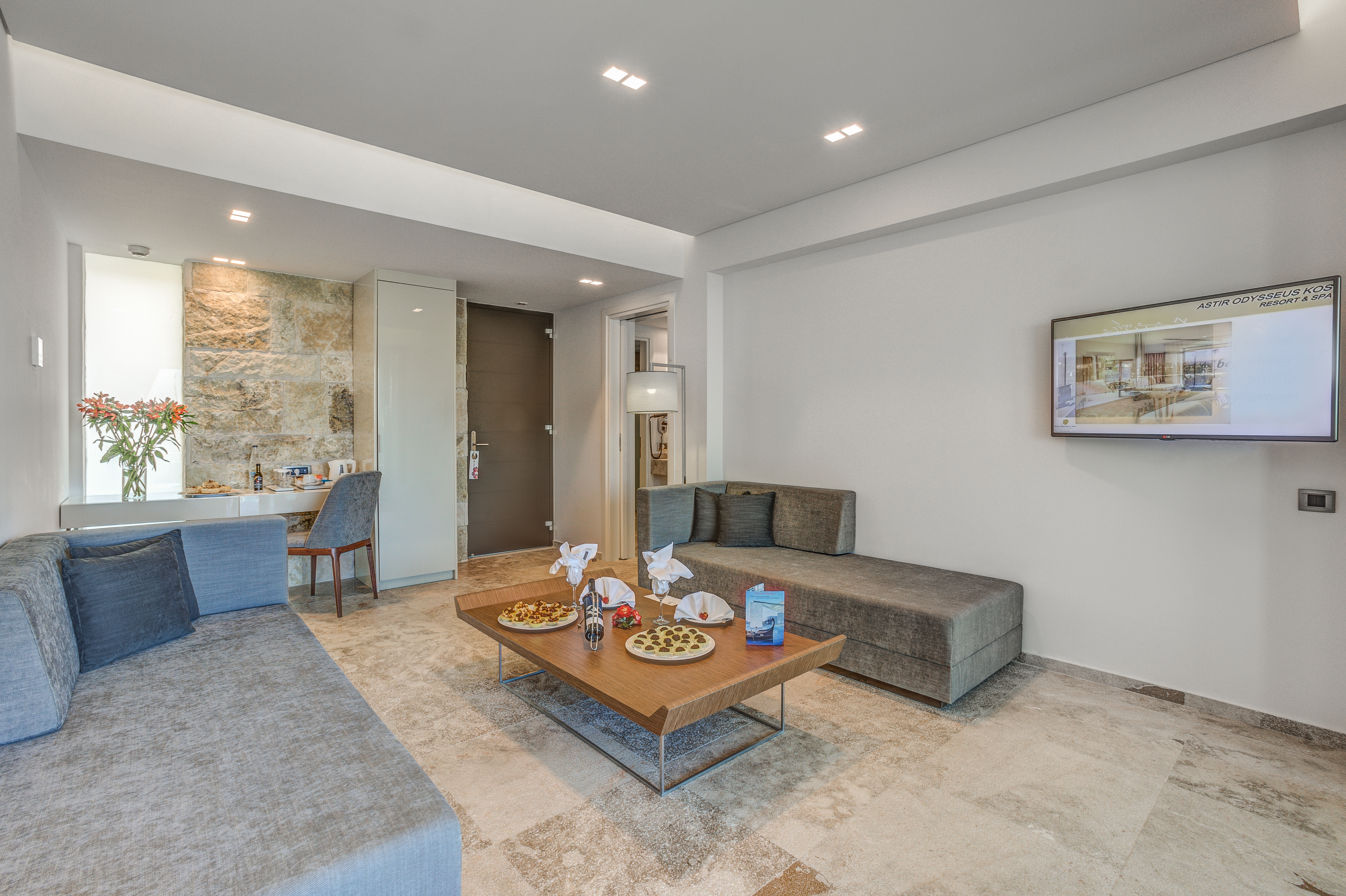 Suite with Private Pool