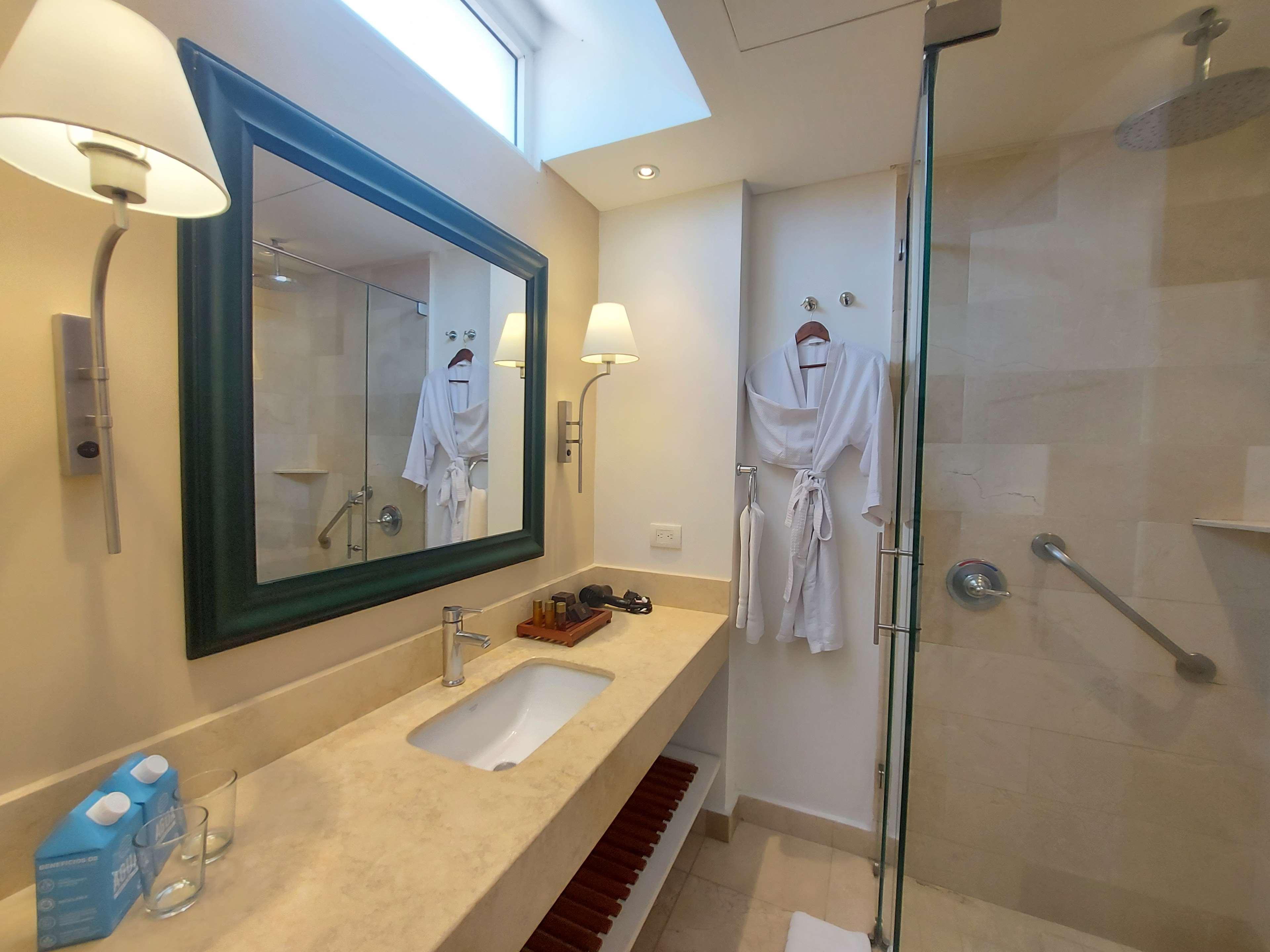 Double Two Queen Beds Premium