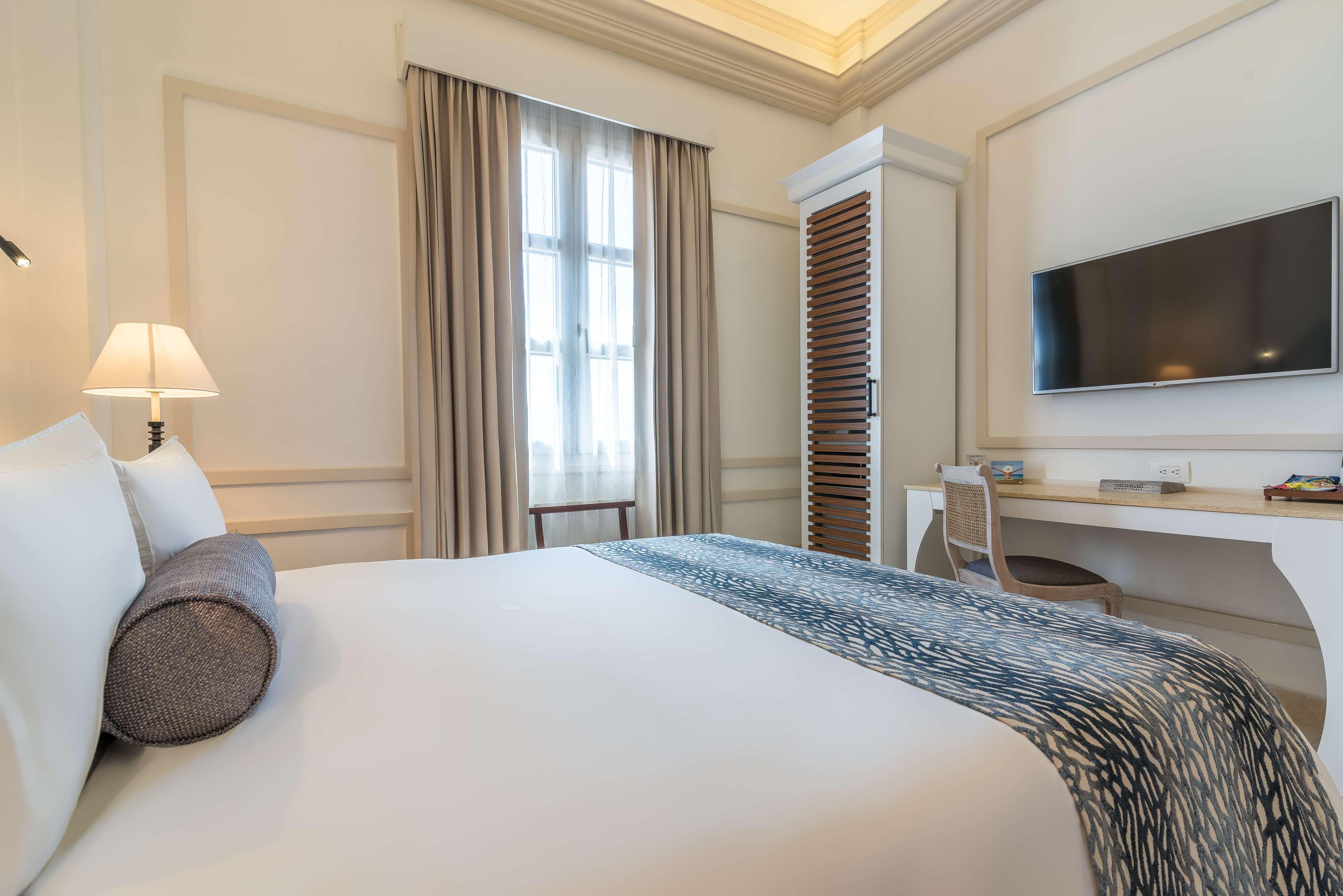 Double Premium King Bed