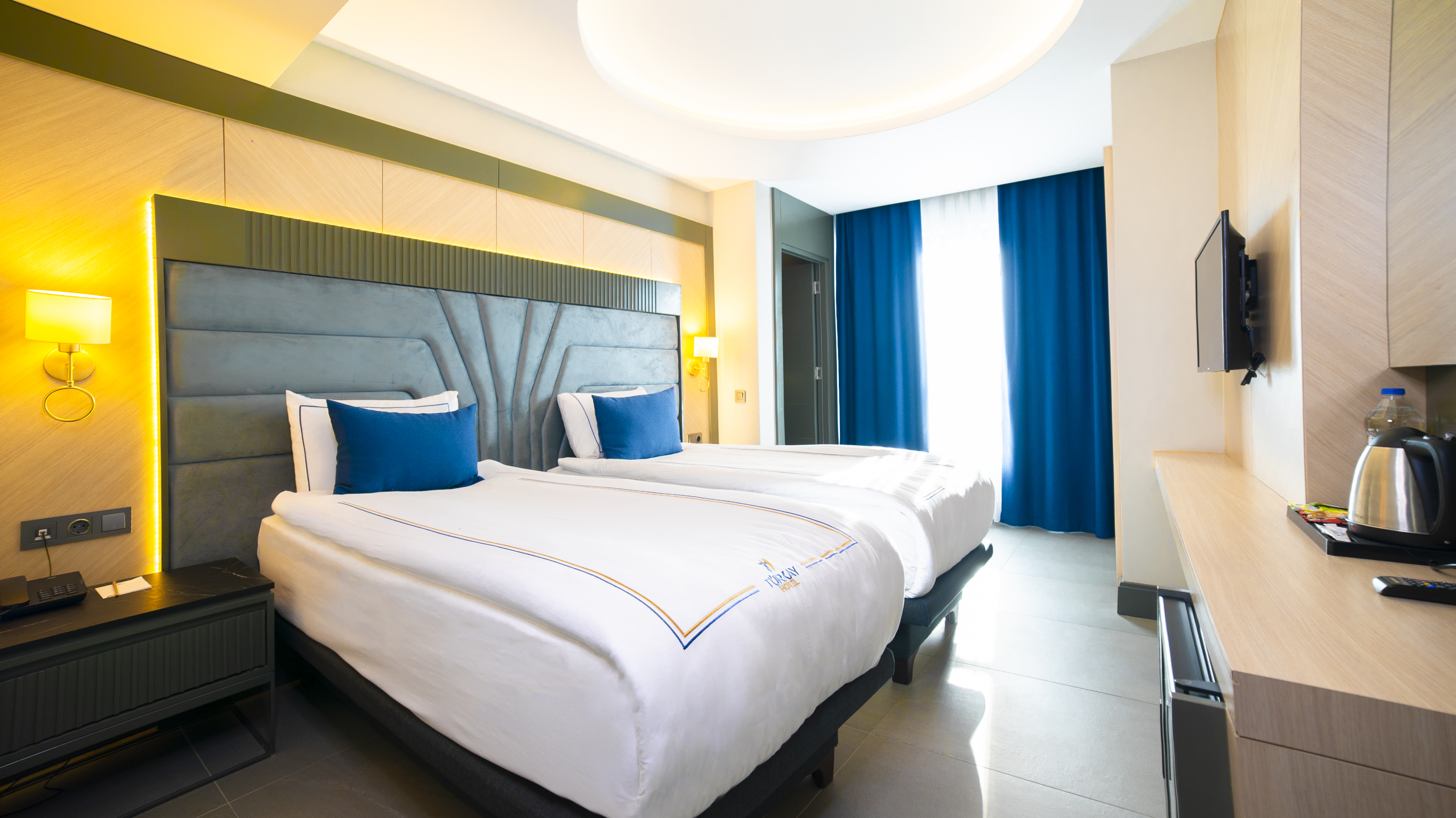 Double or Twin Deluxe Sea View