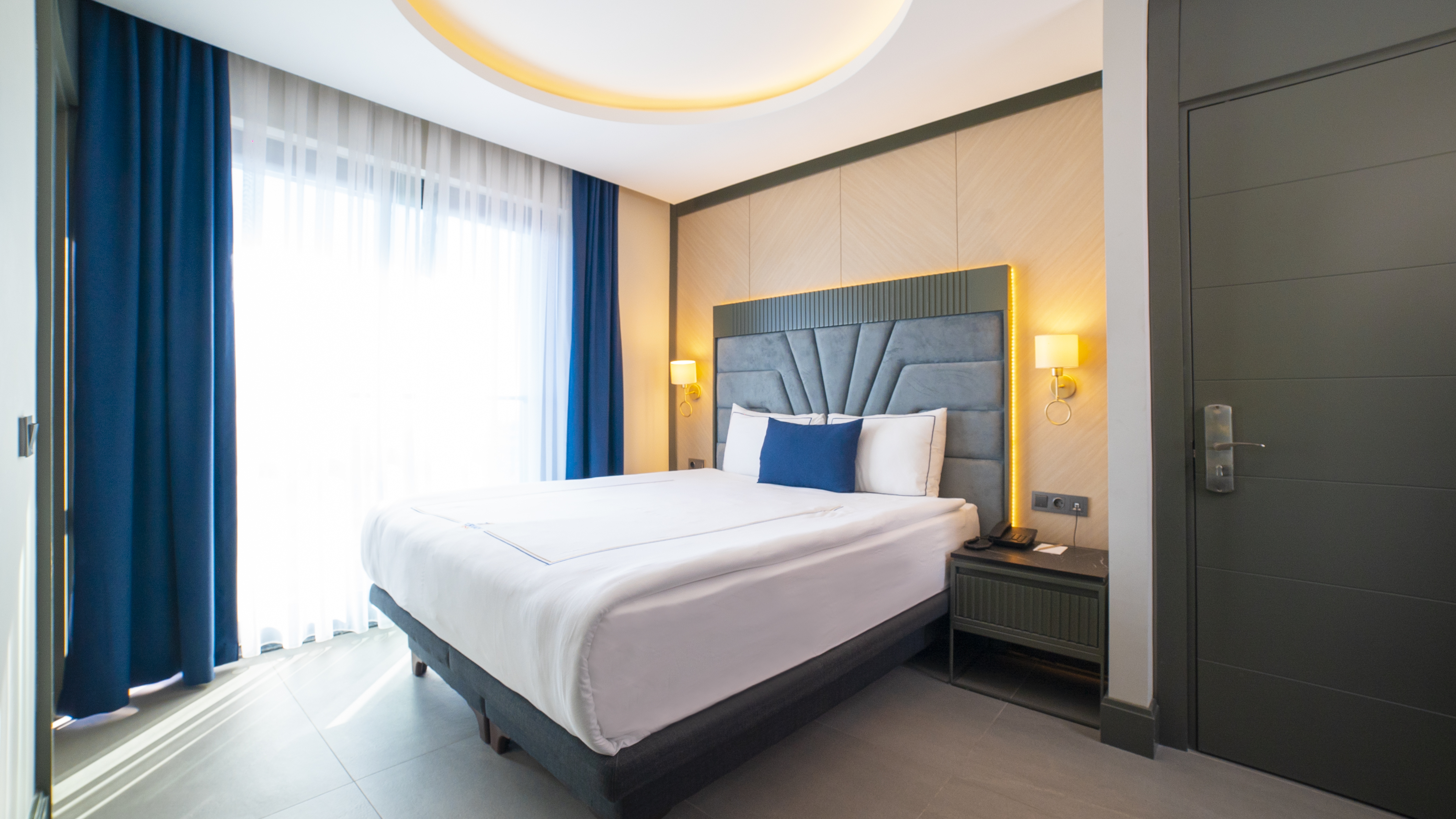 Double or Twin Deluxe Sea View