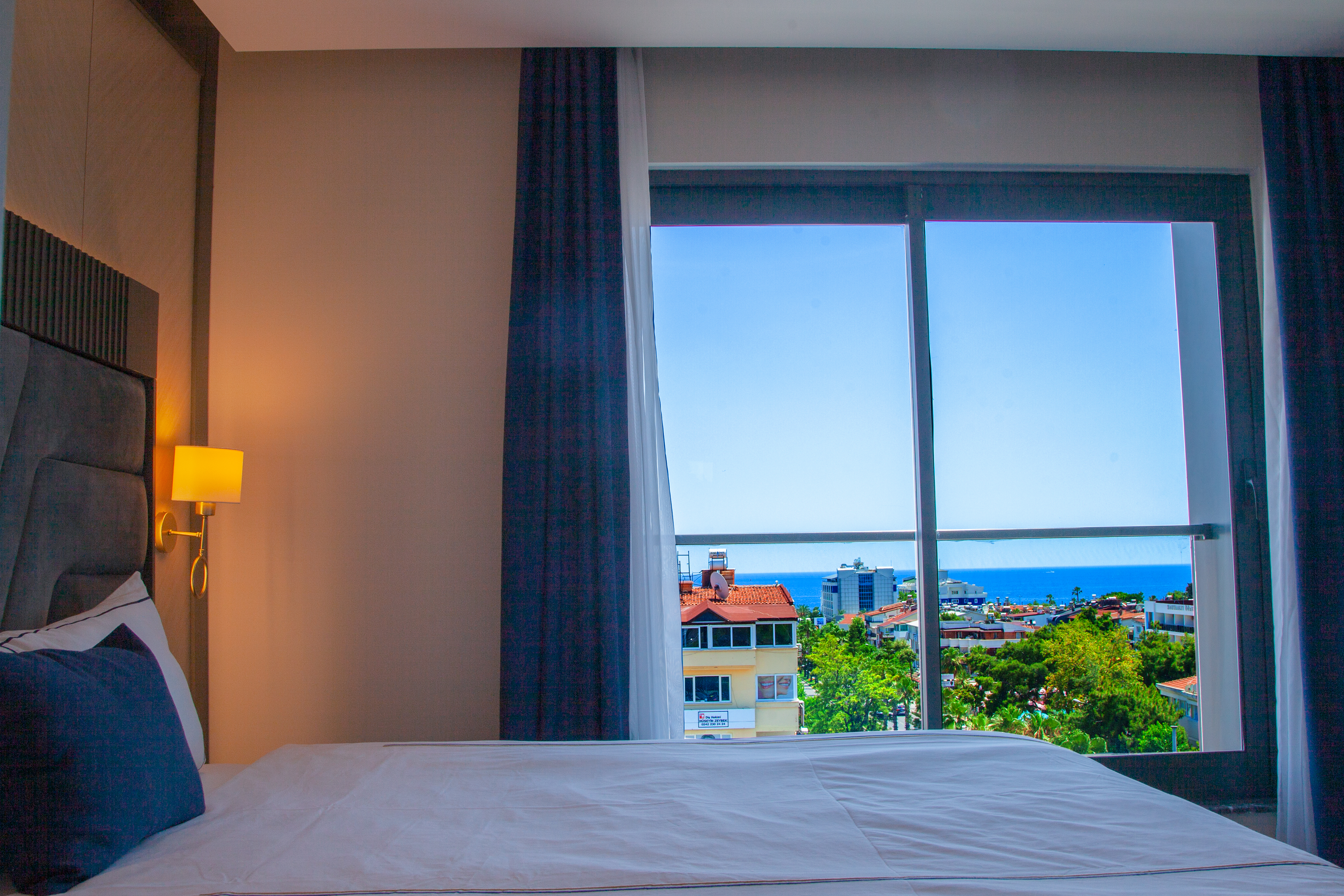 Double or Twin Deluxe Sea View