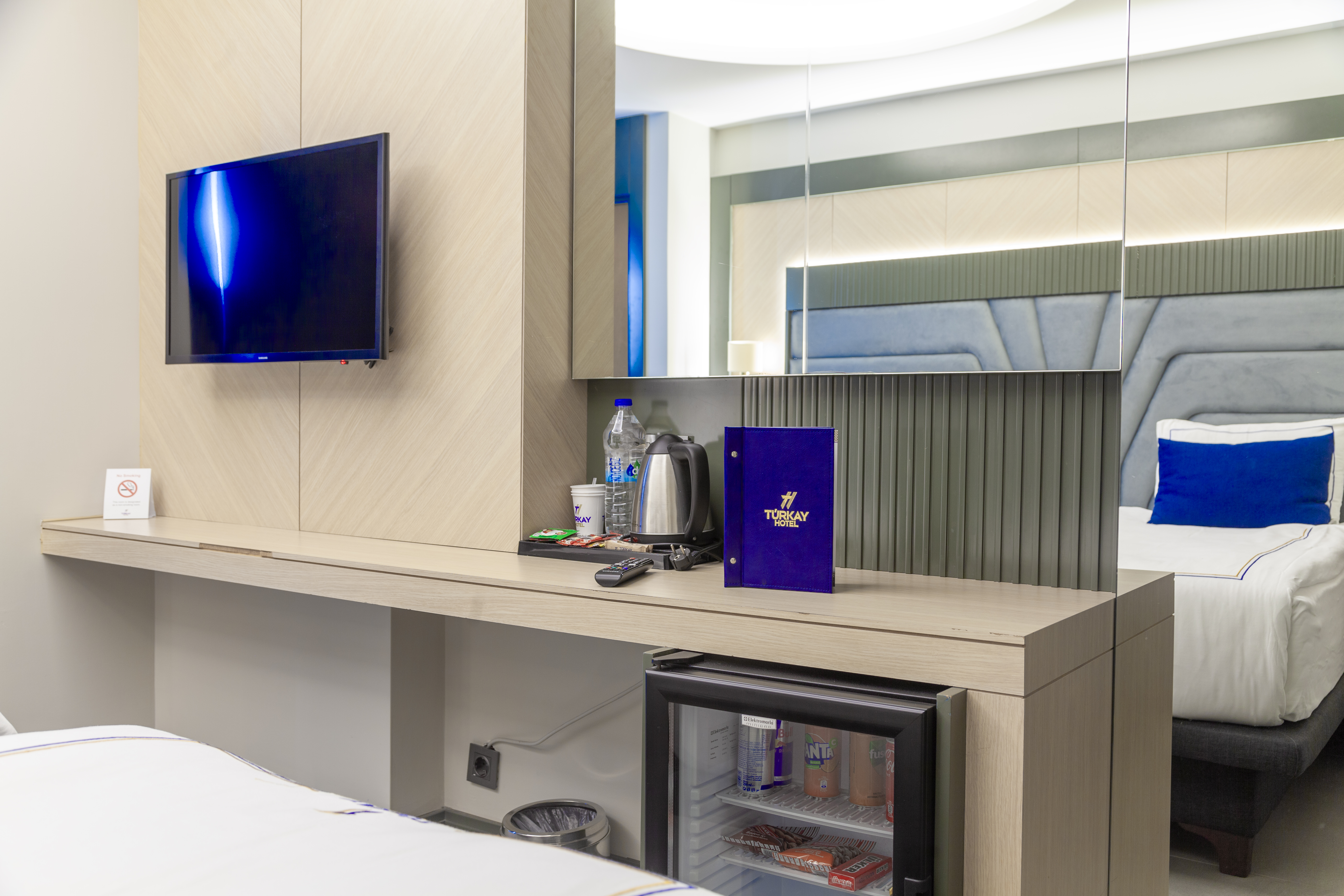 Double or Twin Deluxe Sea View