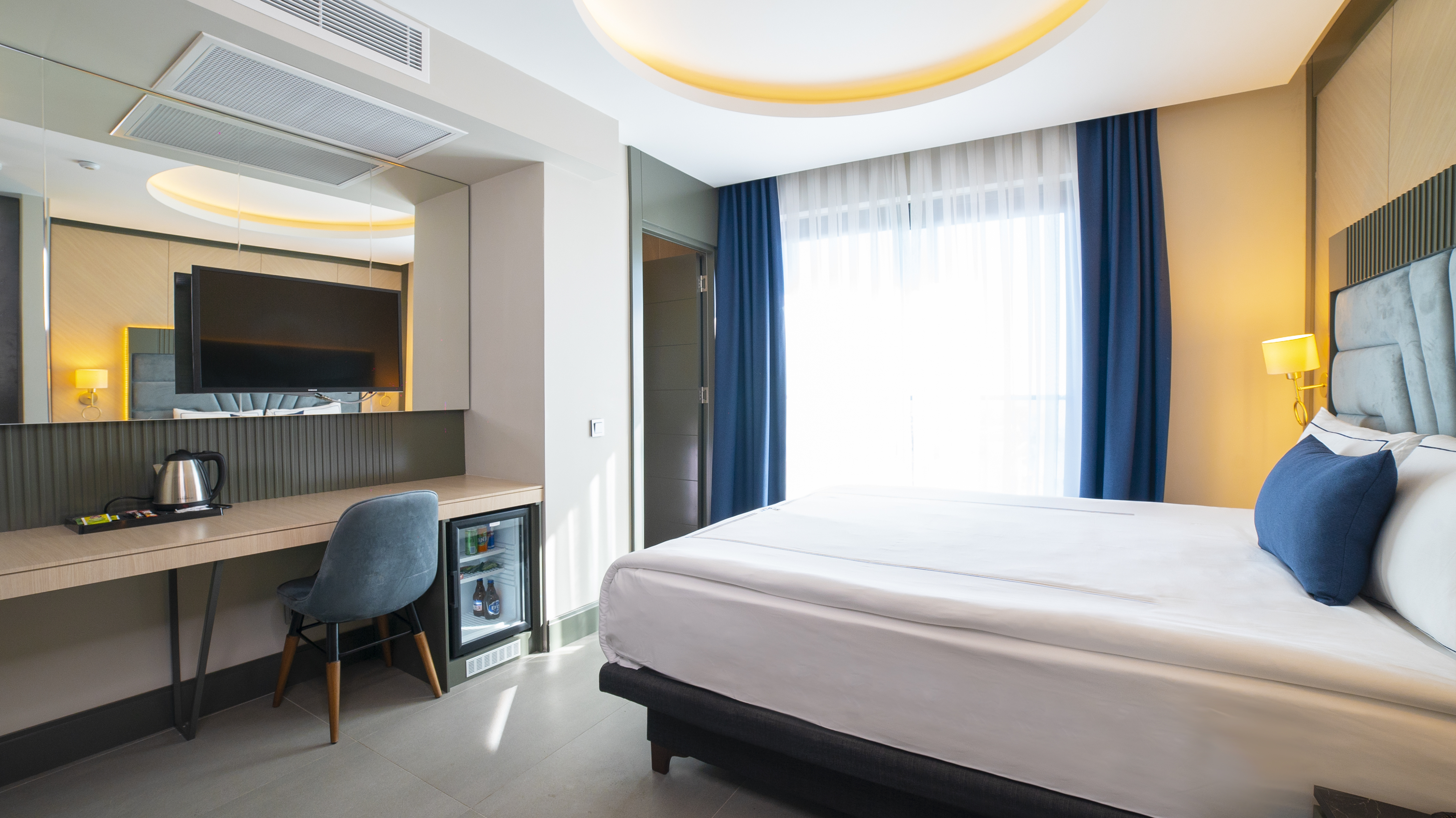 Double or Twin Deluxe Sea View