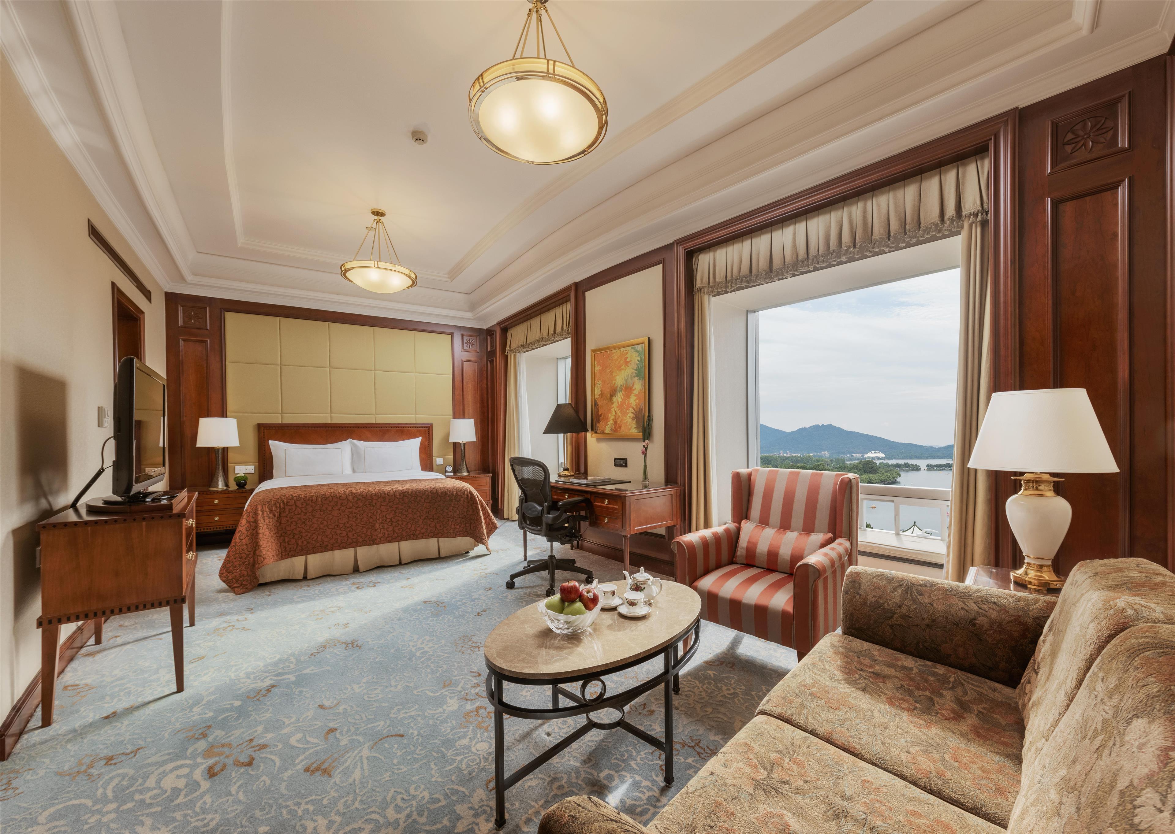 Double or Twin Executive