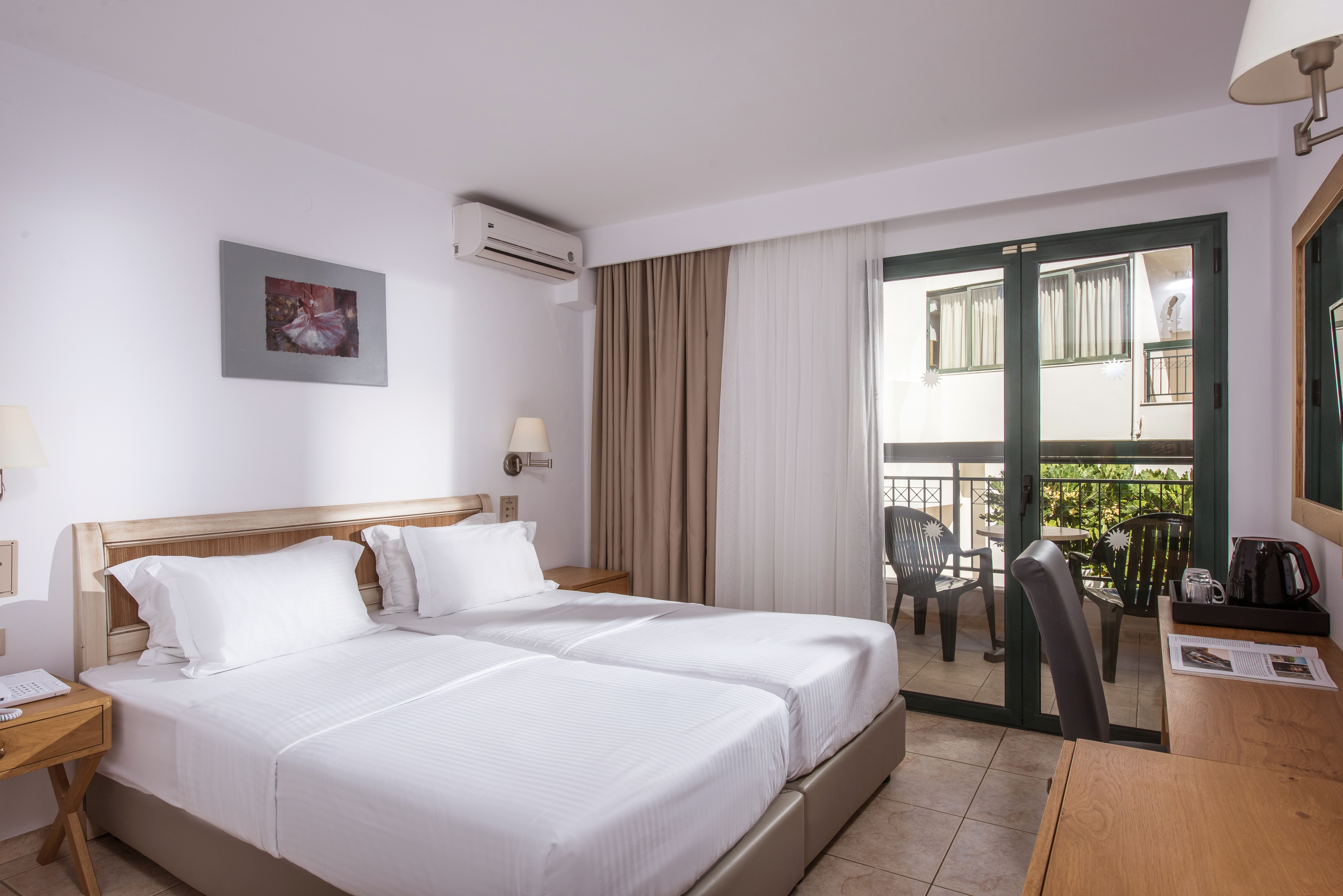 Double or Twin Standard