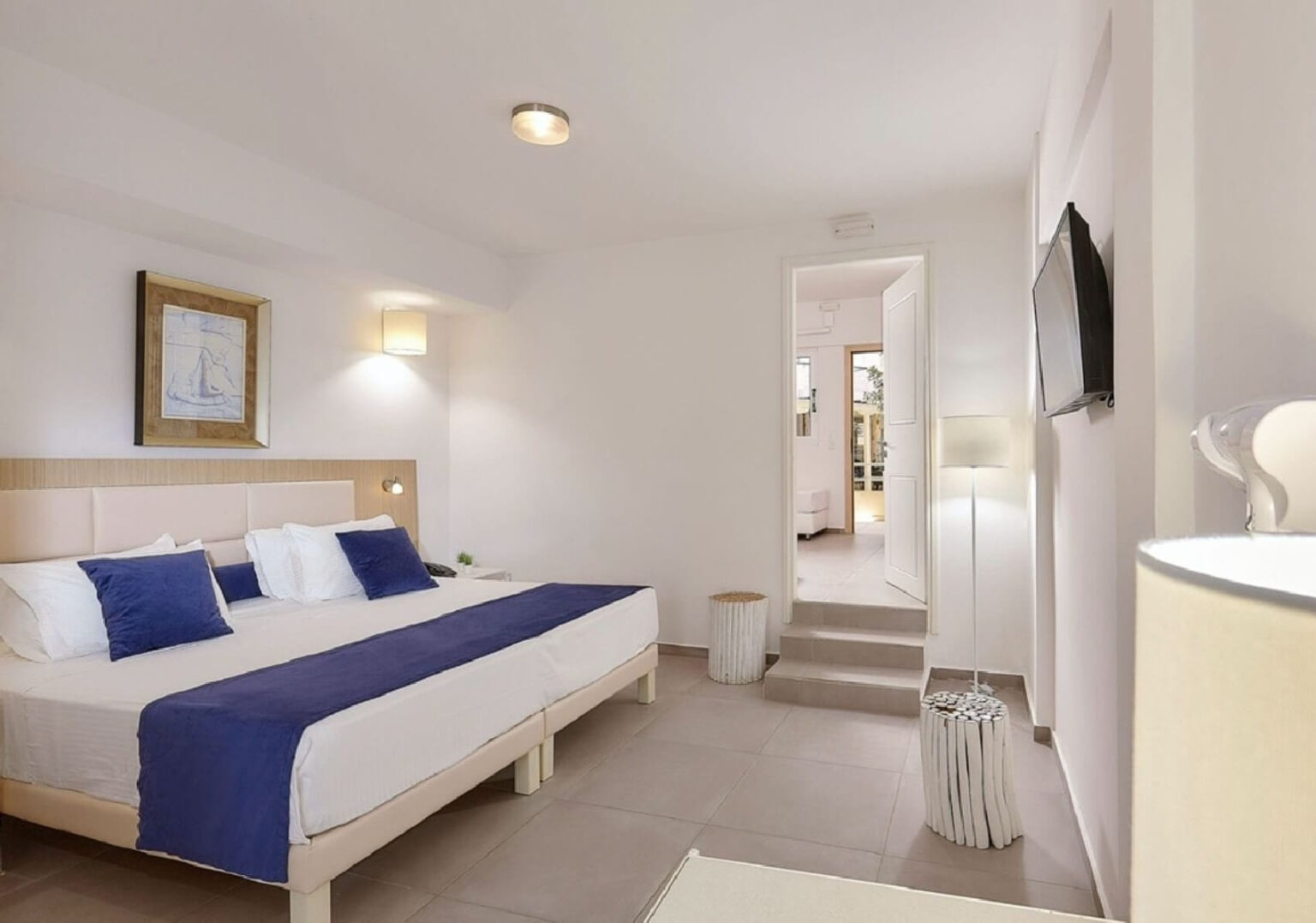 Family Room Superior