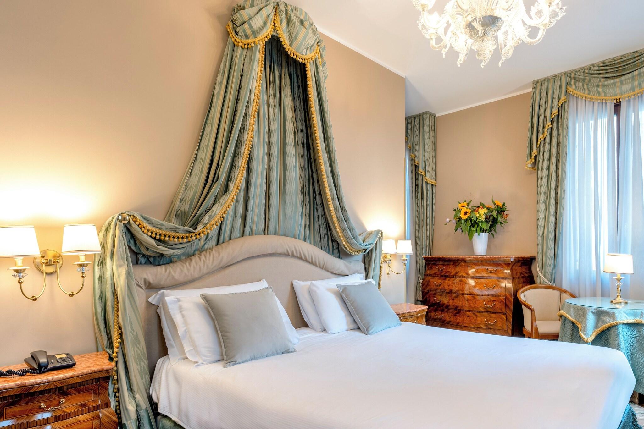 Junior Suite with Double Bed