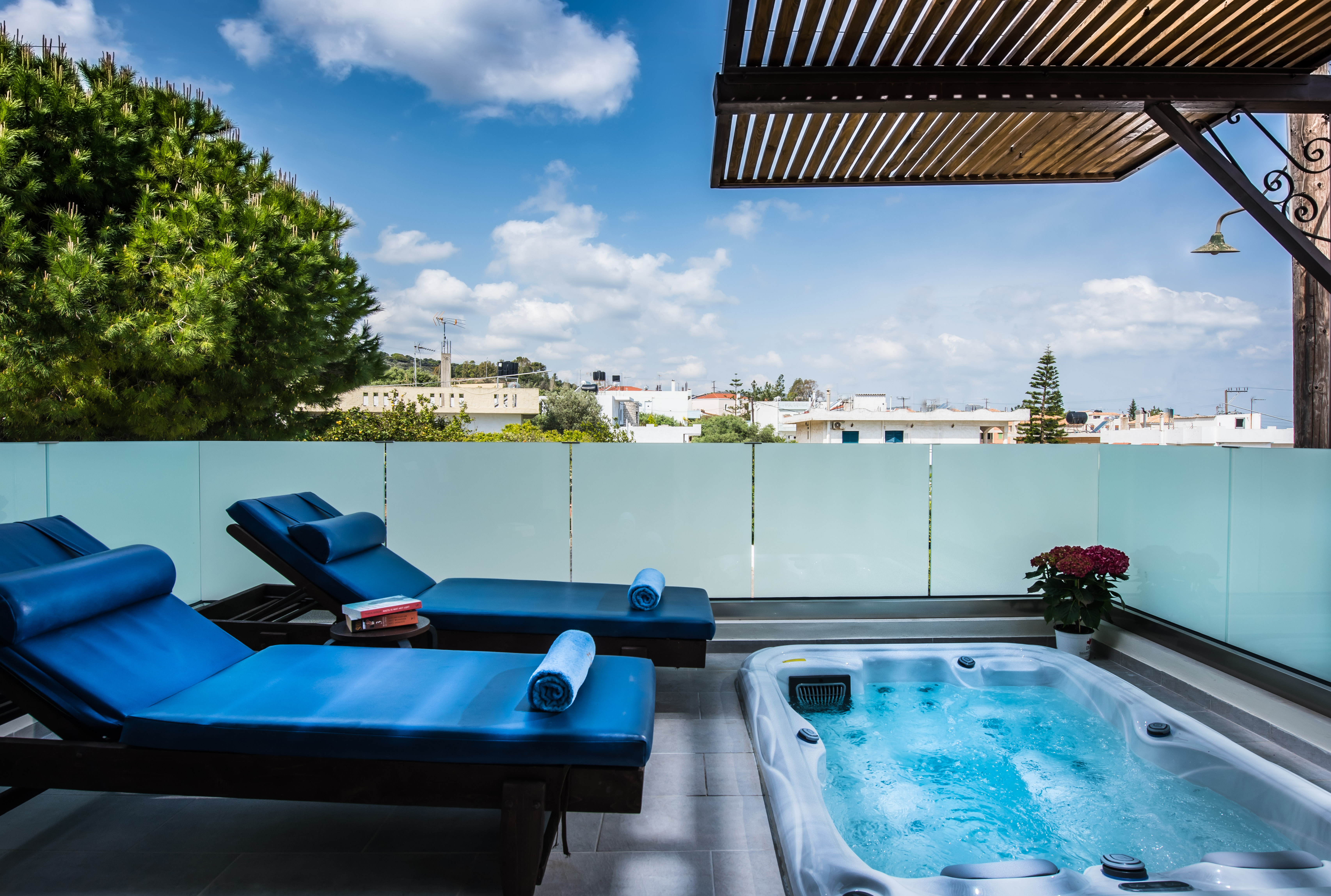 Double or Twin with Jacuzzi