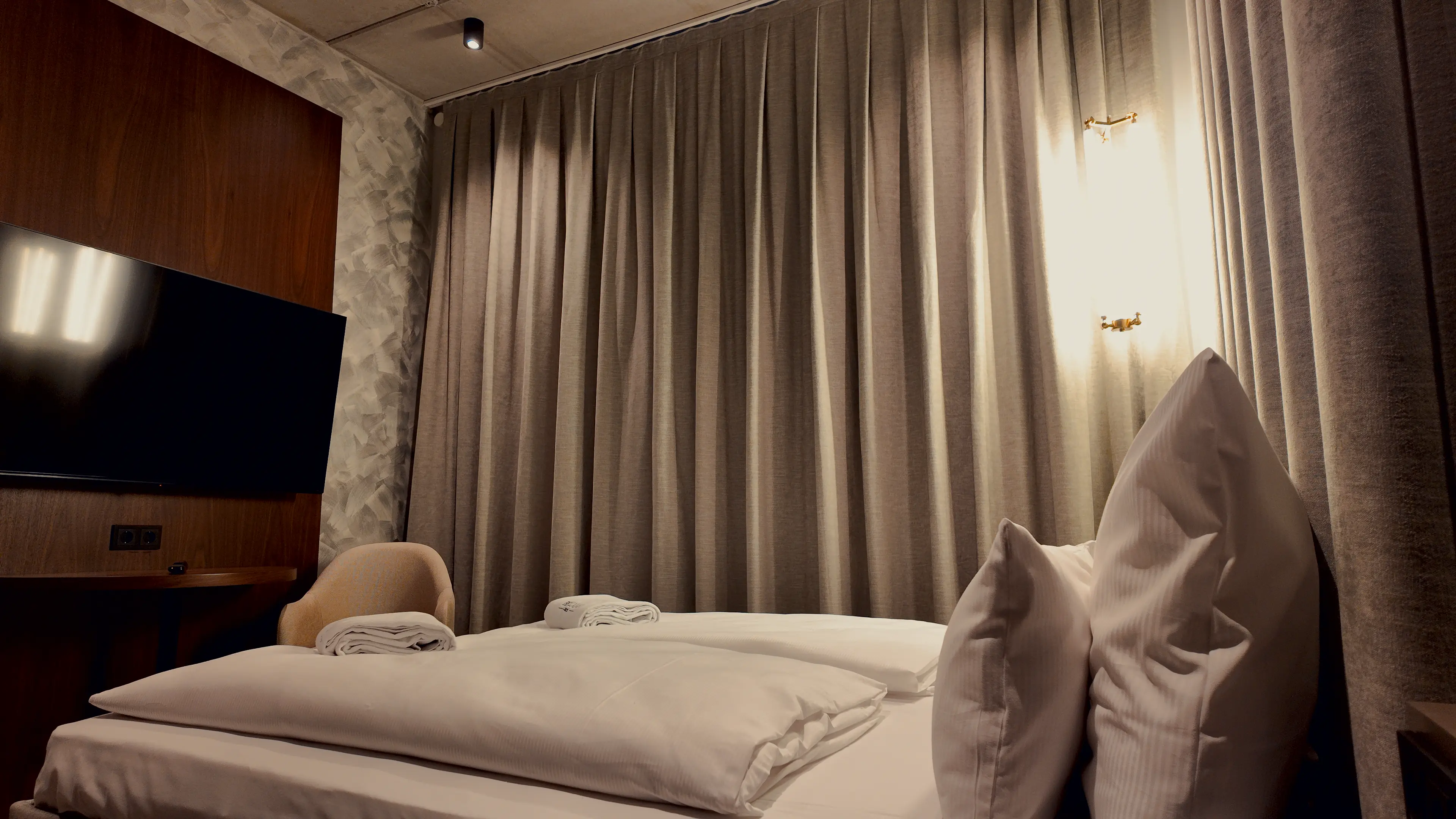 Double Deluxe Superior