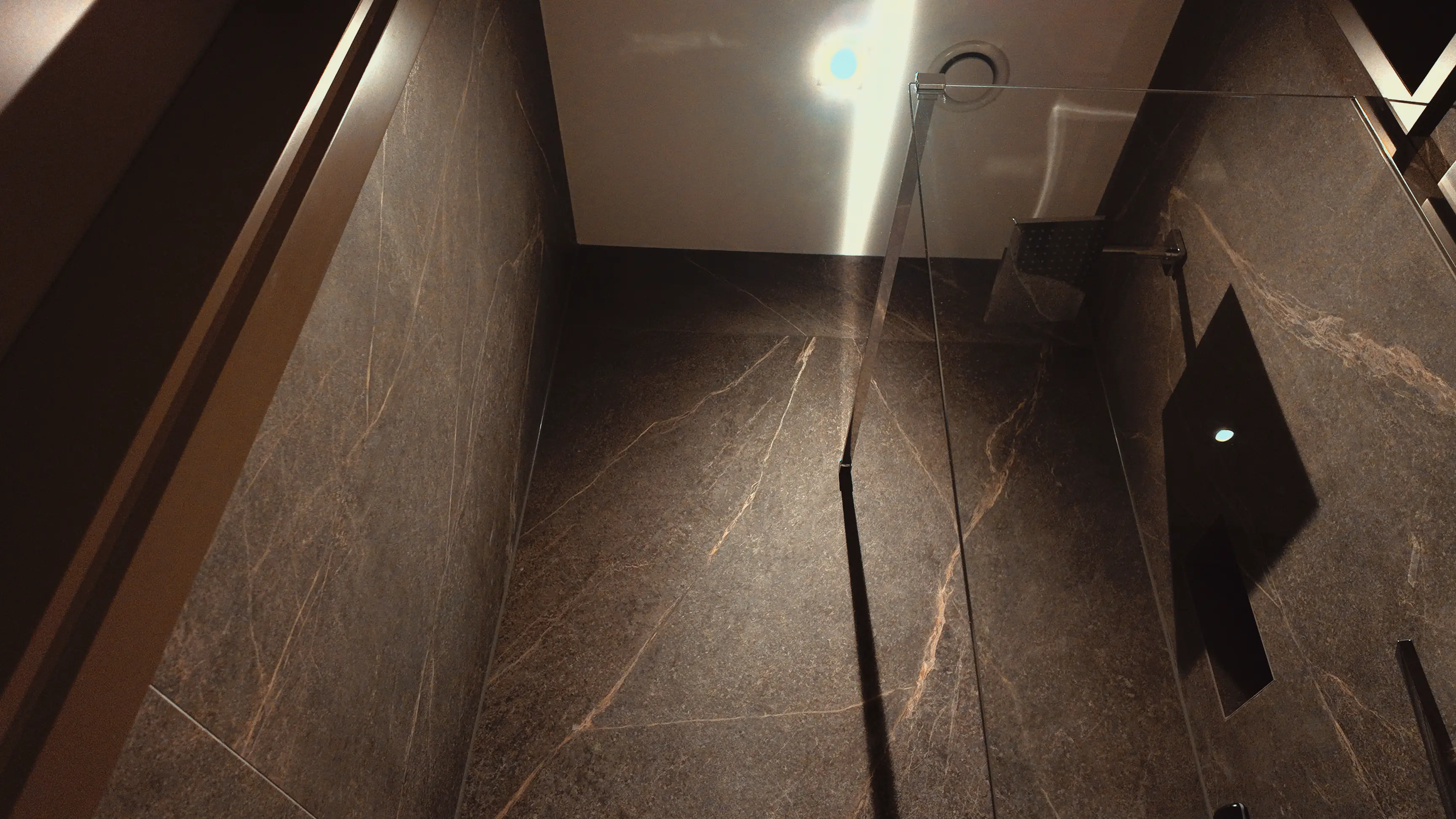 Double Deluxe King Bed