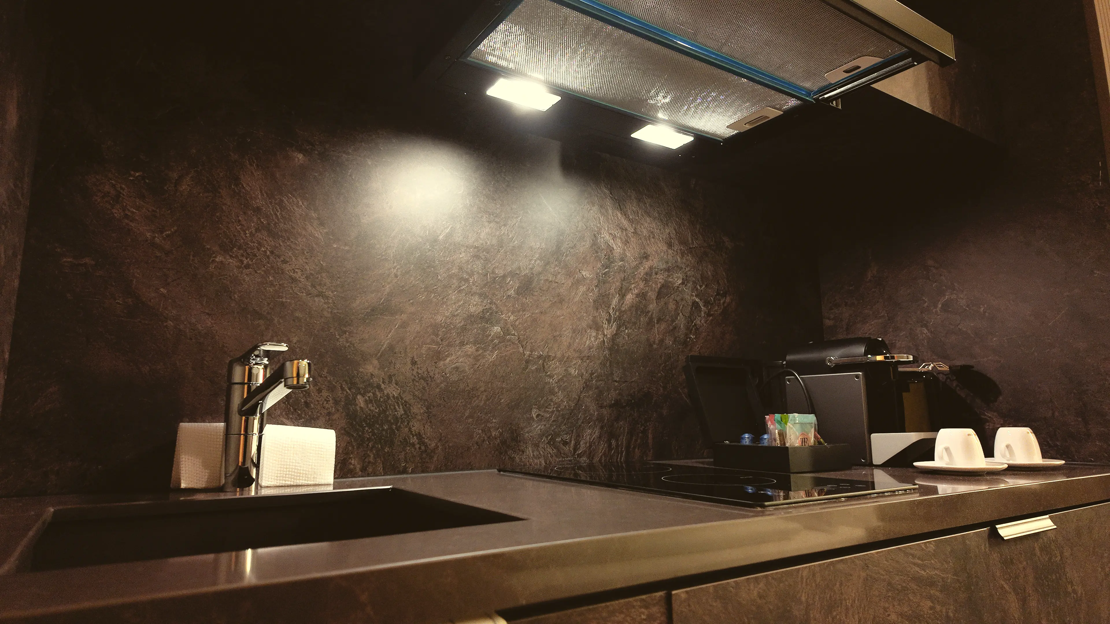 Double Deluxe King Bed