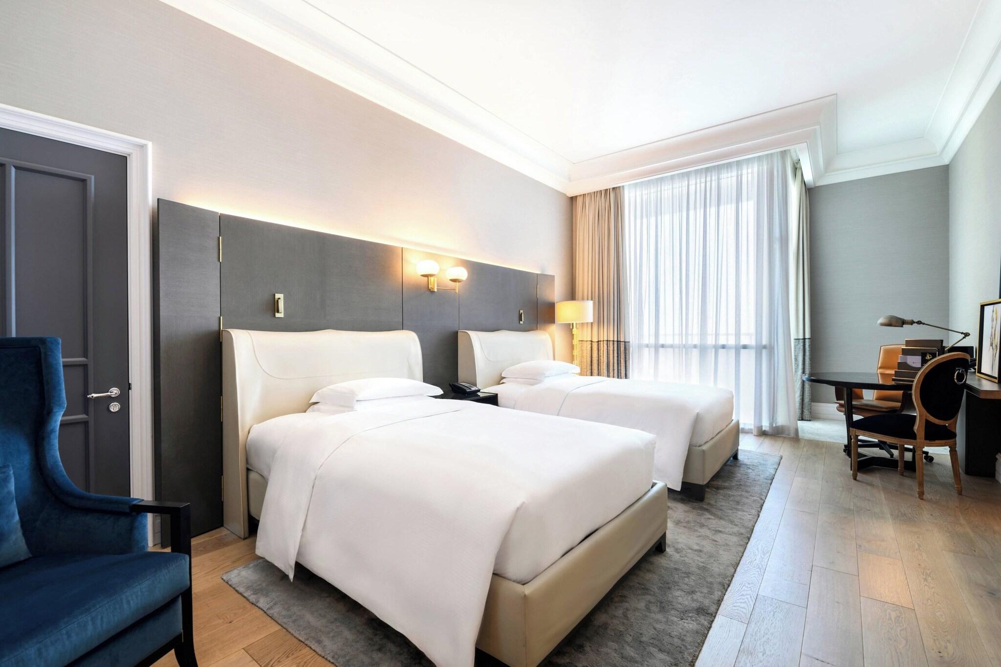 Twin Deluxe with Balcony