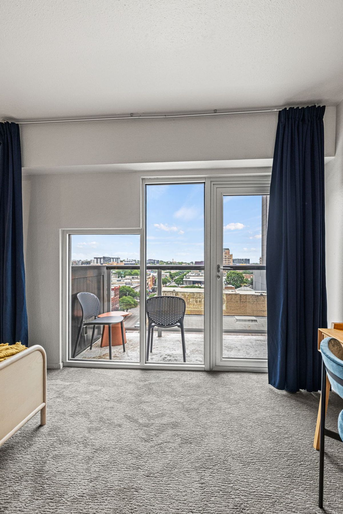 Apartment Two Bedrooms One Bathroom