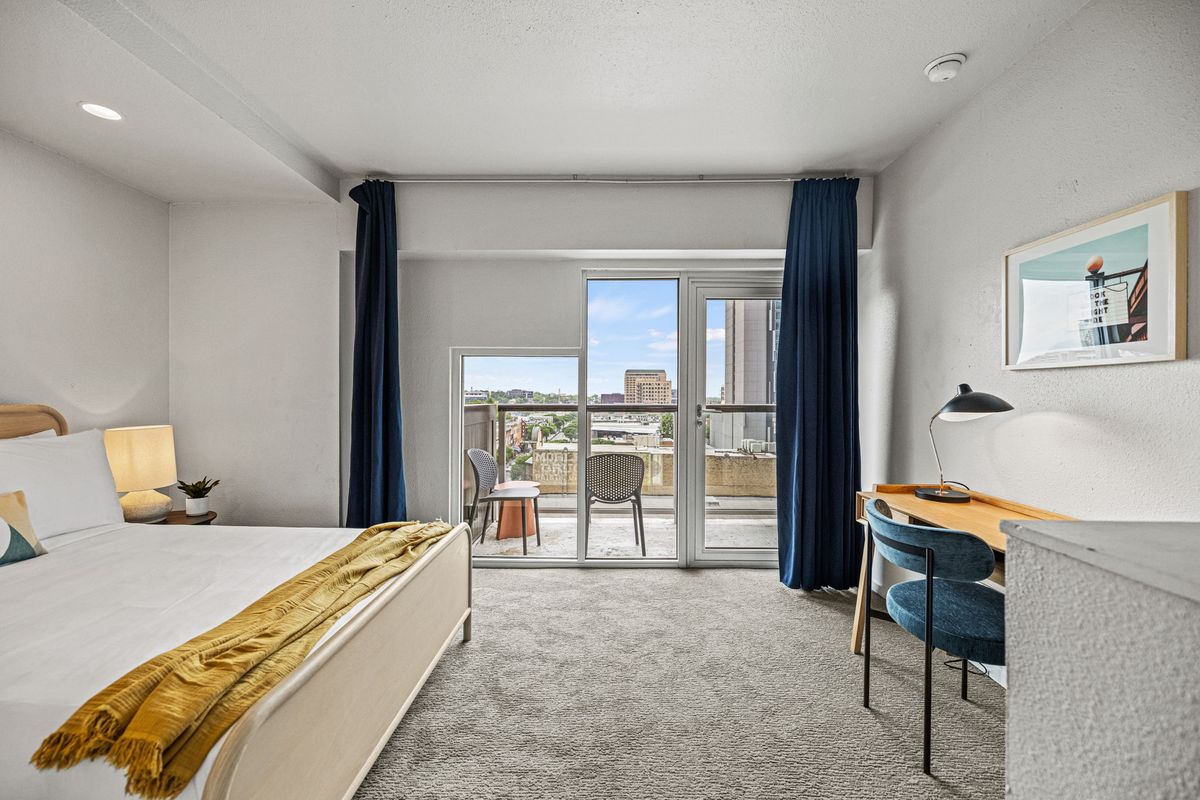 Apartment Two Bedrooms One Bathroom