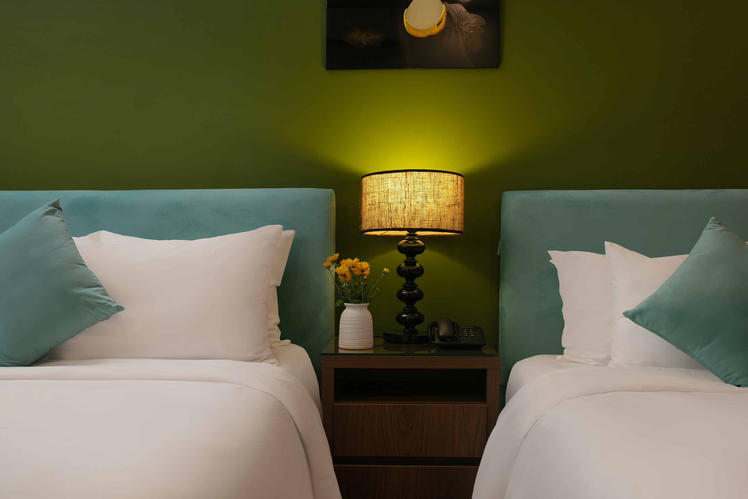 Twin Deluxe Two Beds