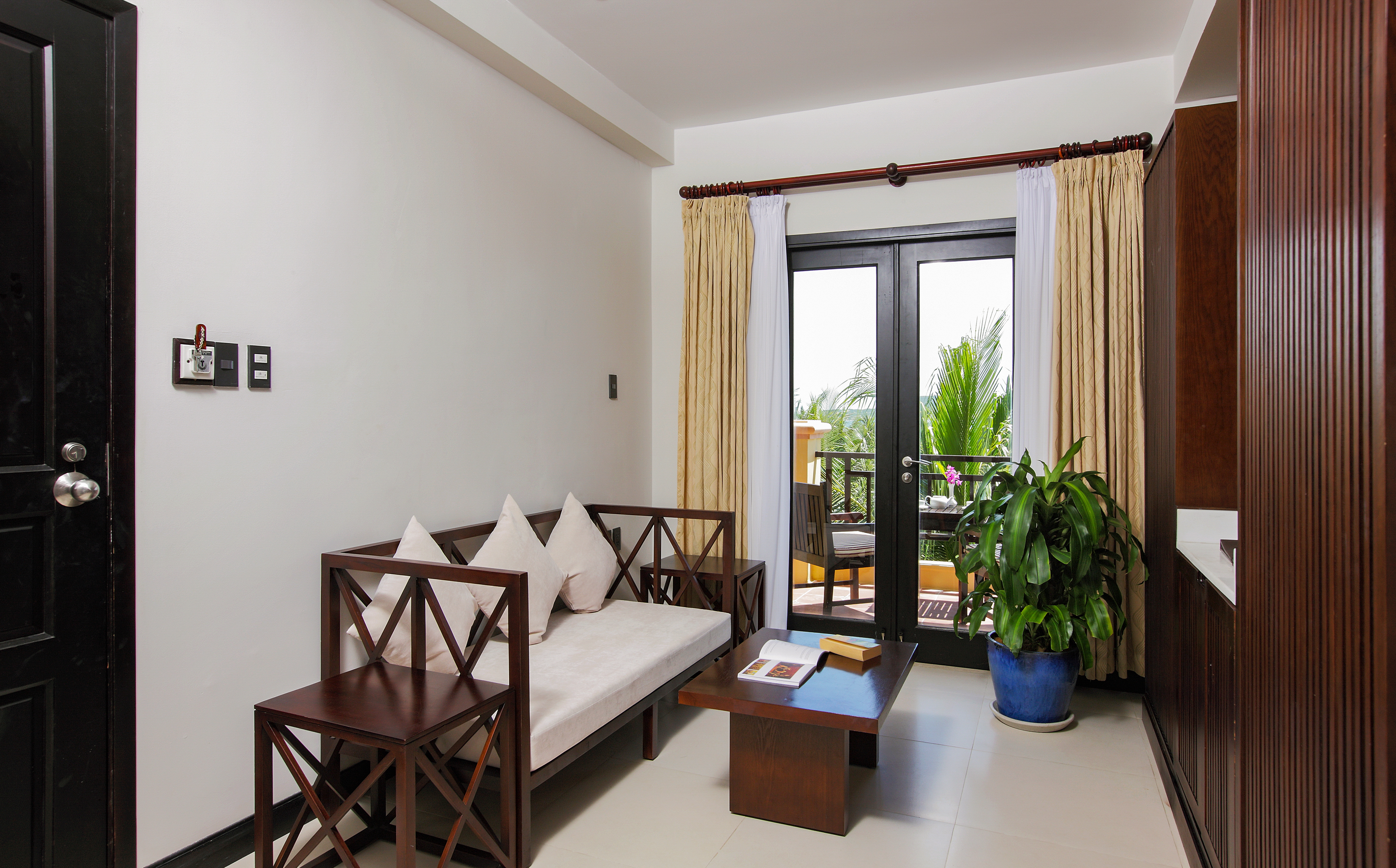 Family Room Standard