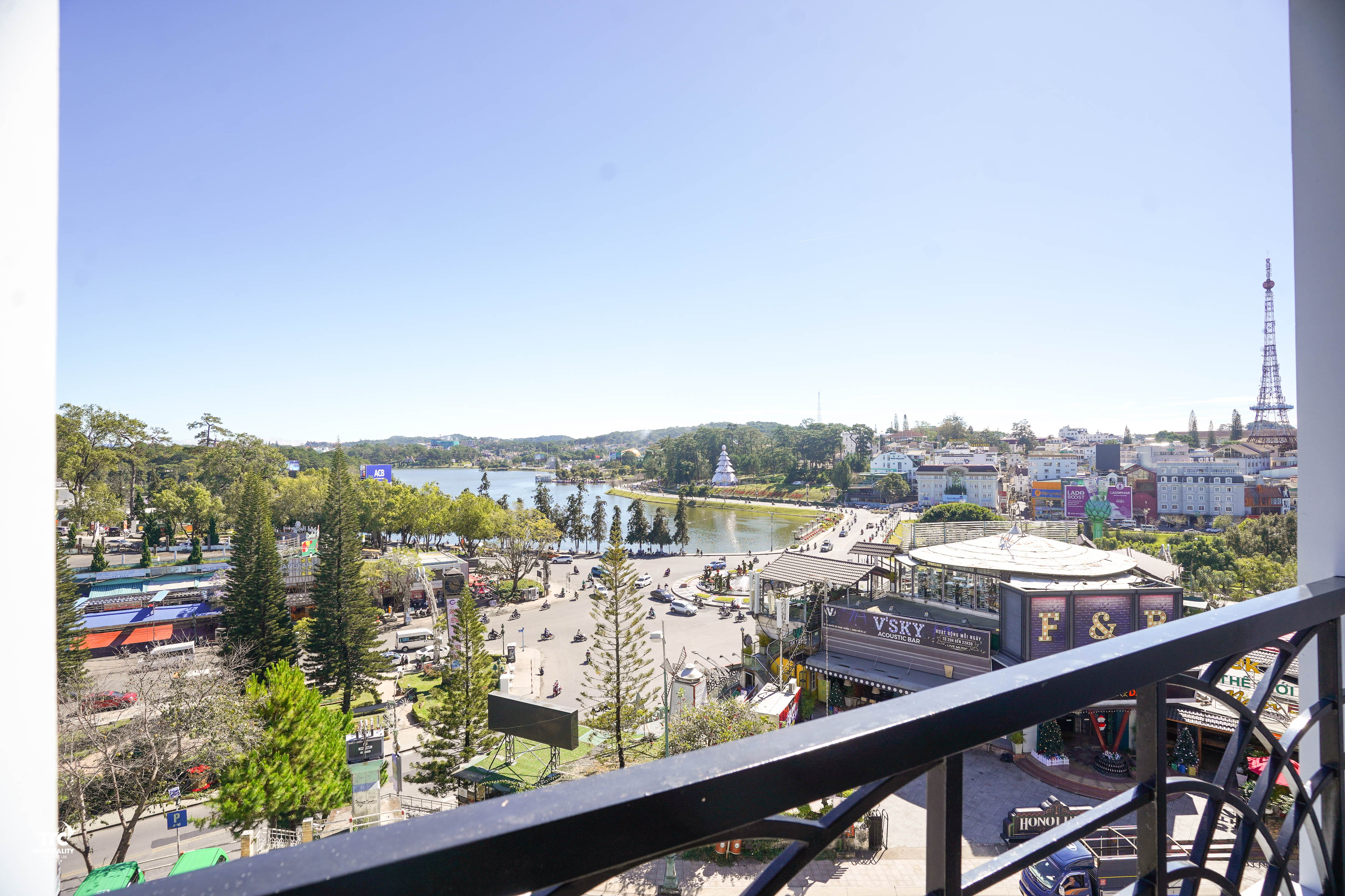 Double Premium King Bed