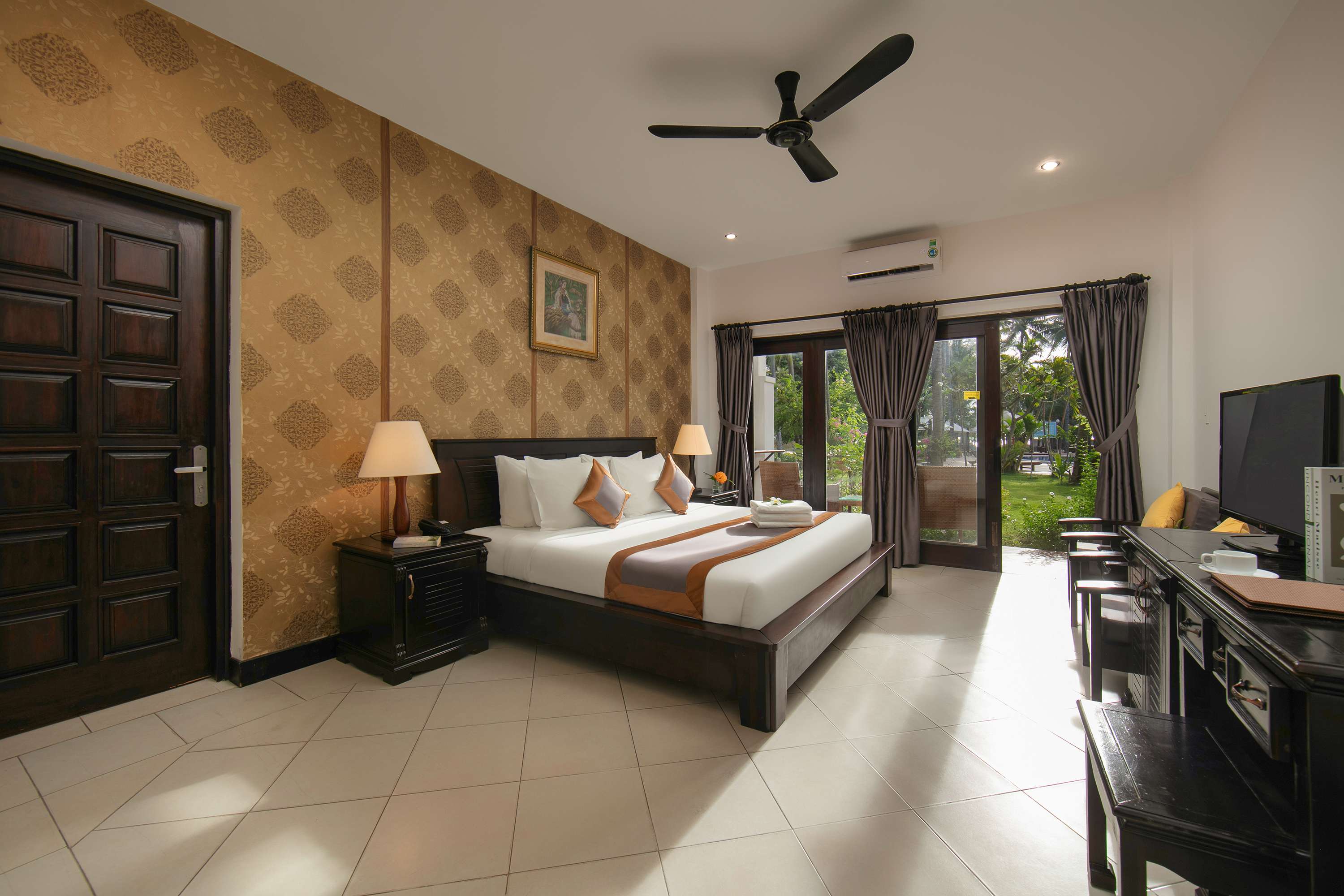 Double or Twin Deluxe Garden View