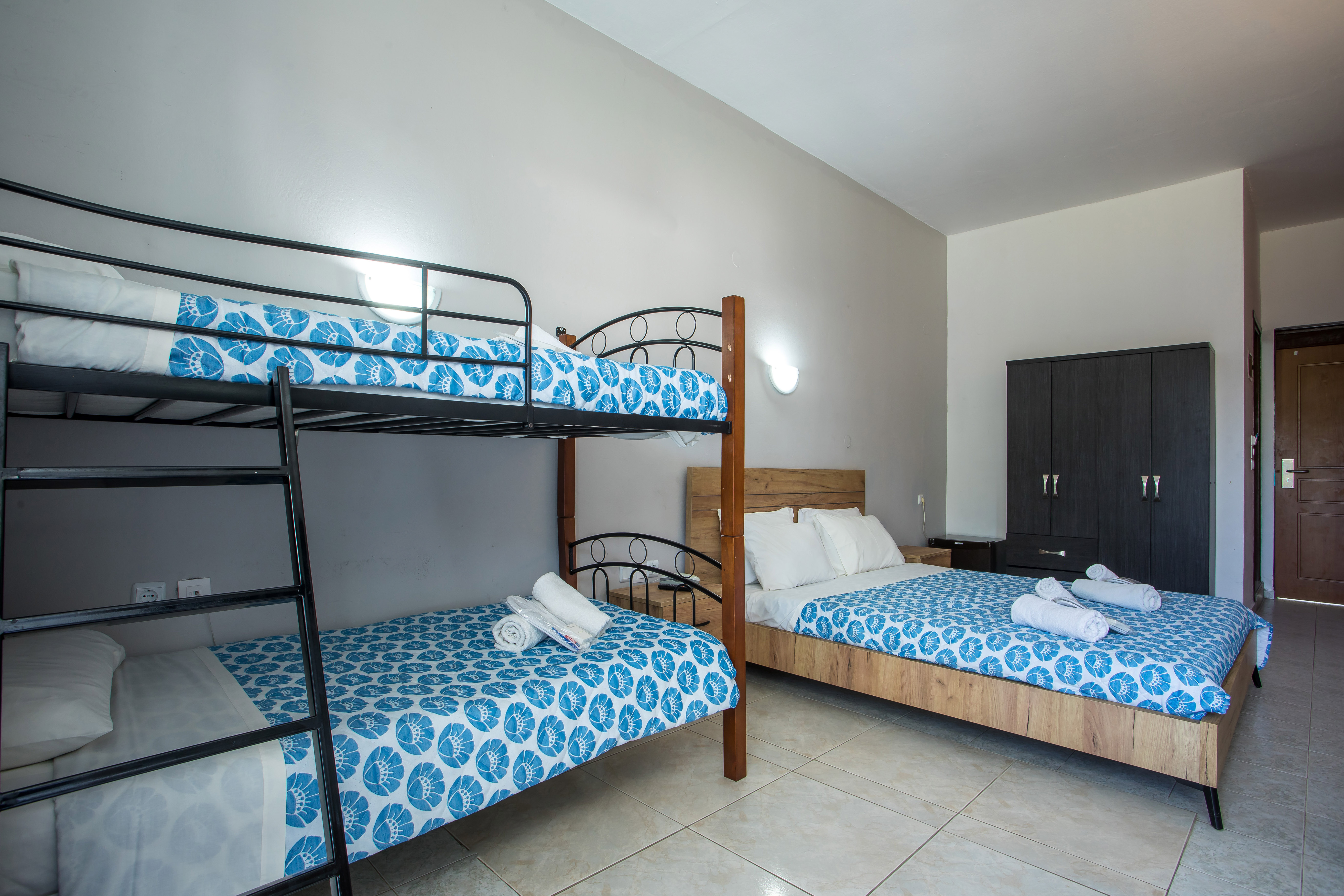 Family Room Superior