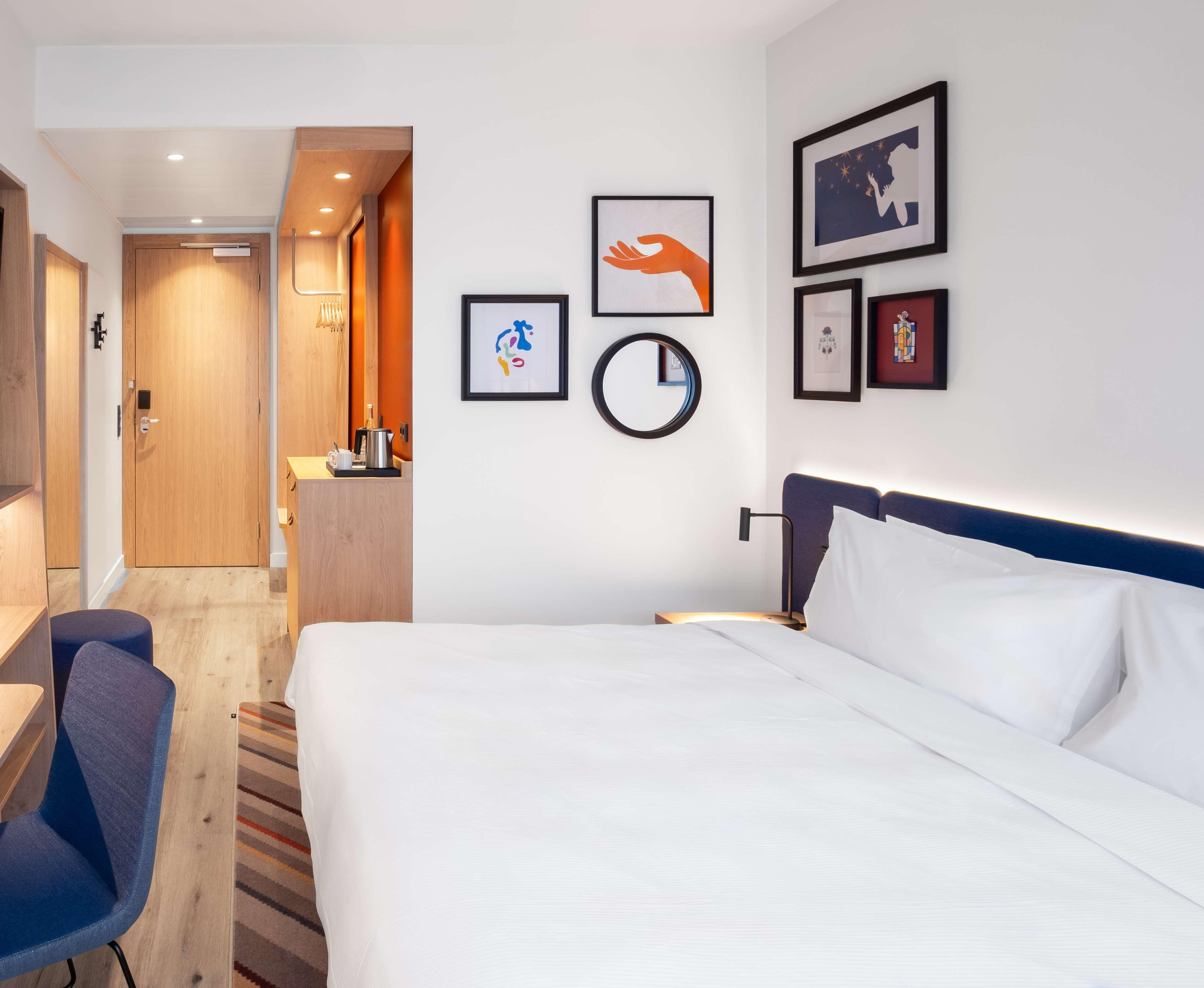 Double King Size Bed