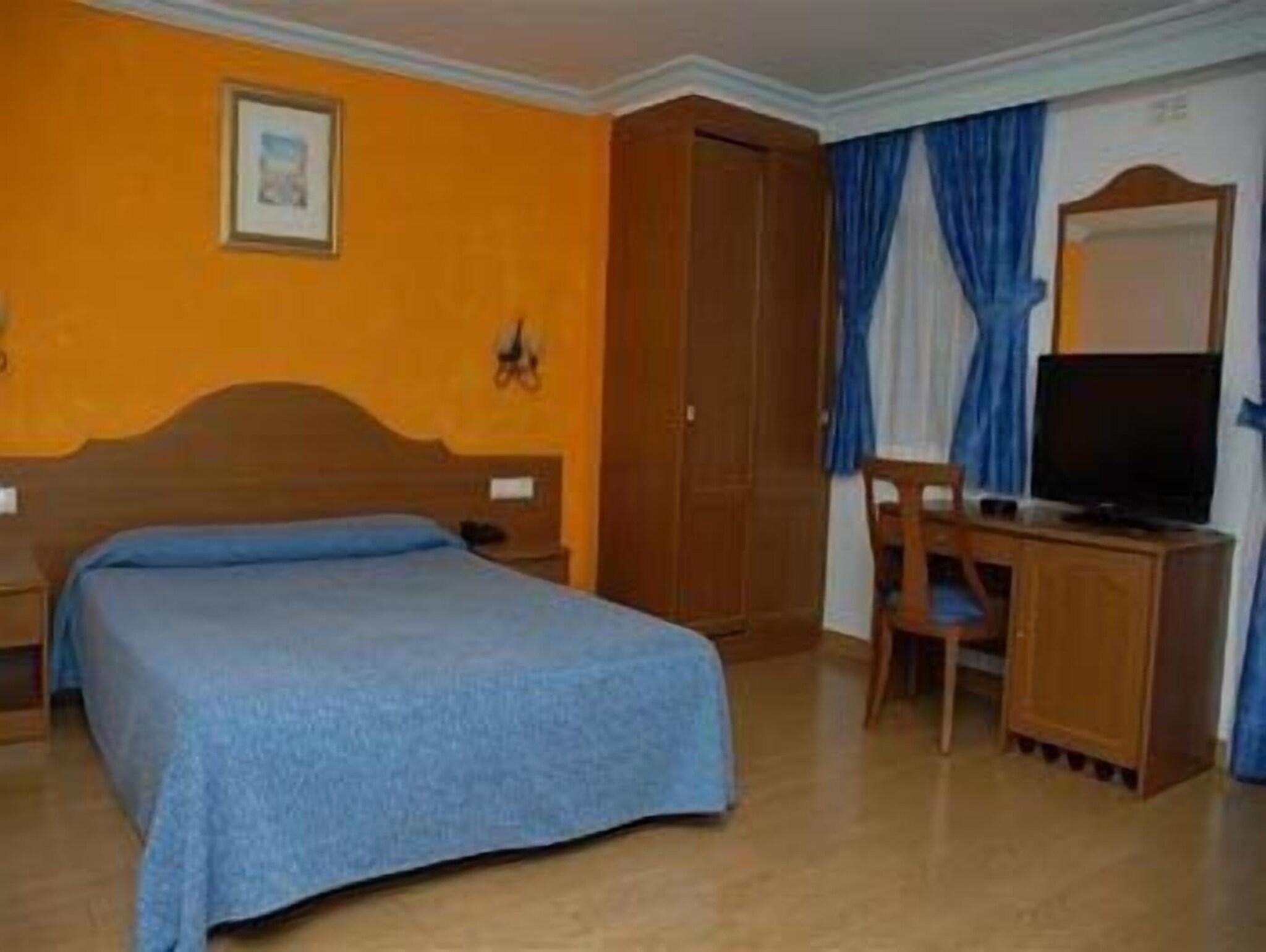 Double Single with Double Bed