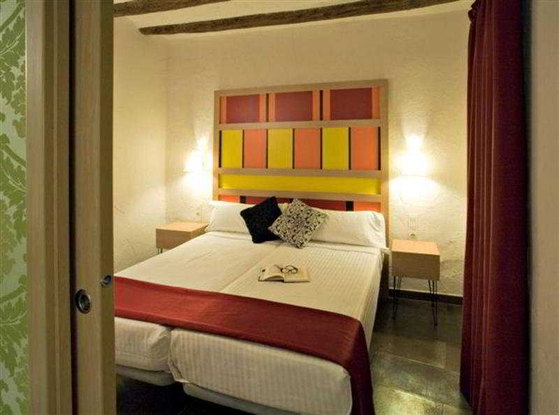 Apartment Capacity 4