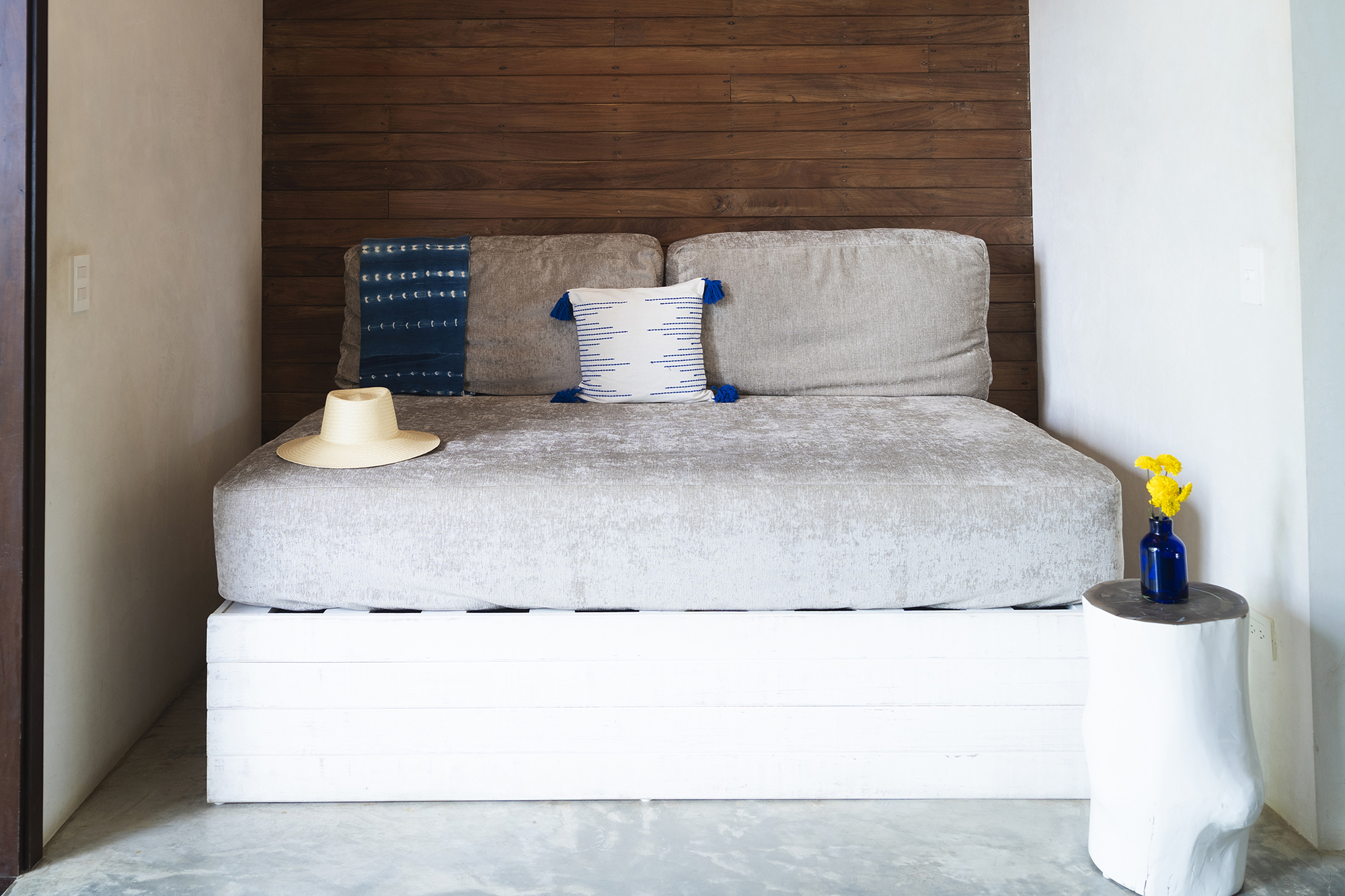 Junior Suite Sea View King Bed