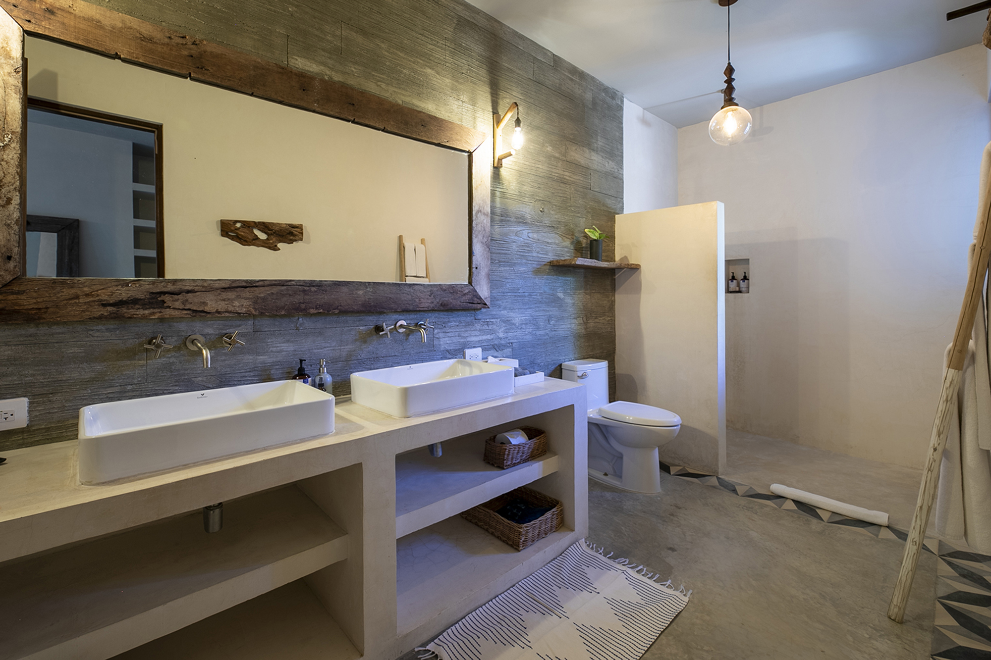 Junior Suite Deluxe Two Bedroom