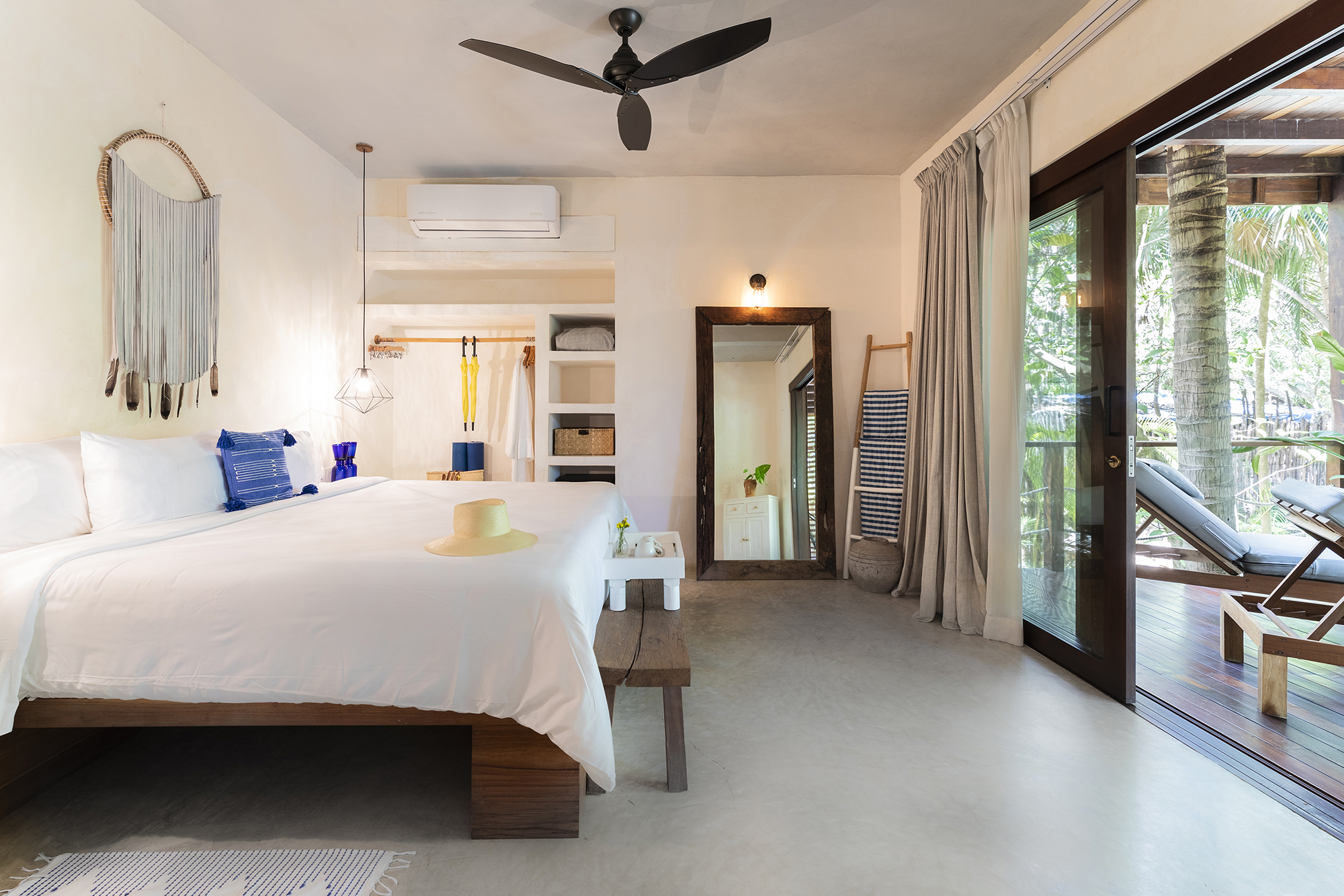 Junior Suite Deluxe with Terrace