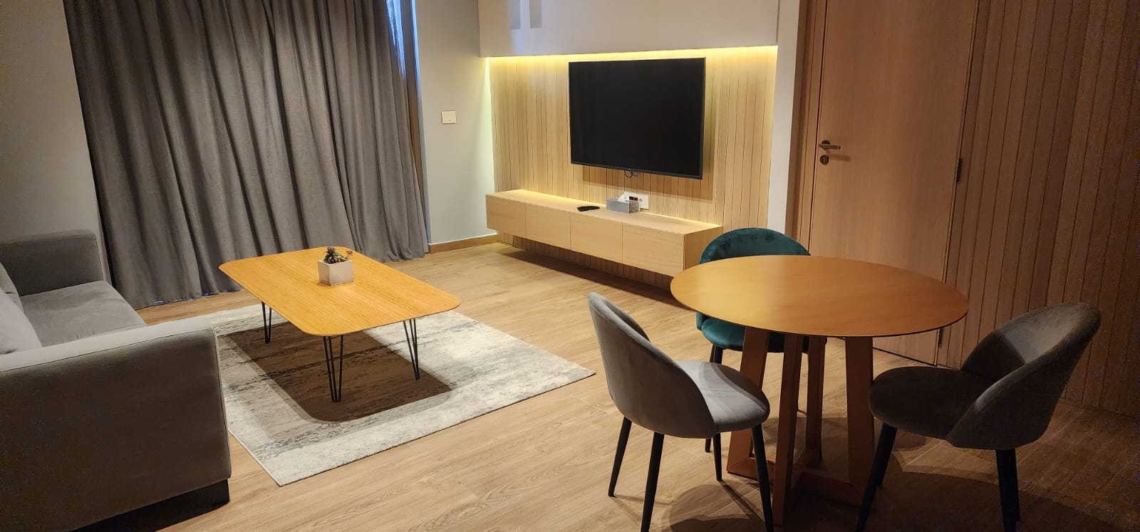 Junior Suite King Size Bed