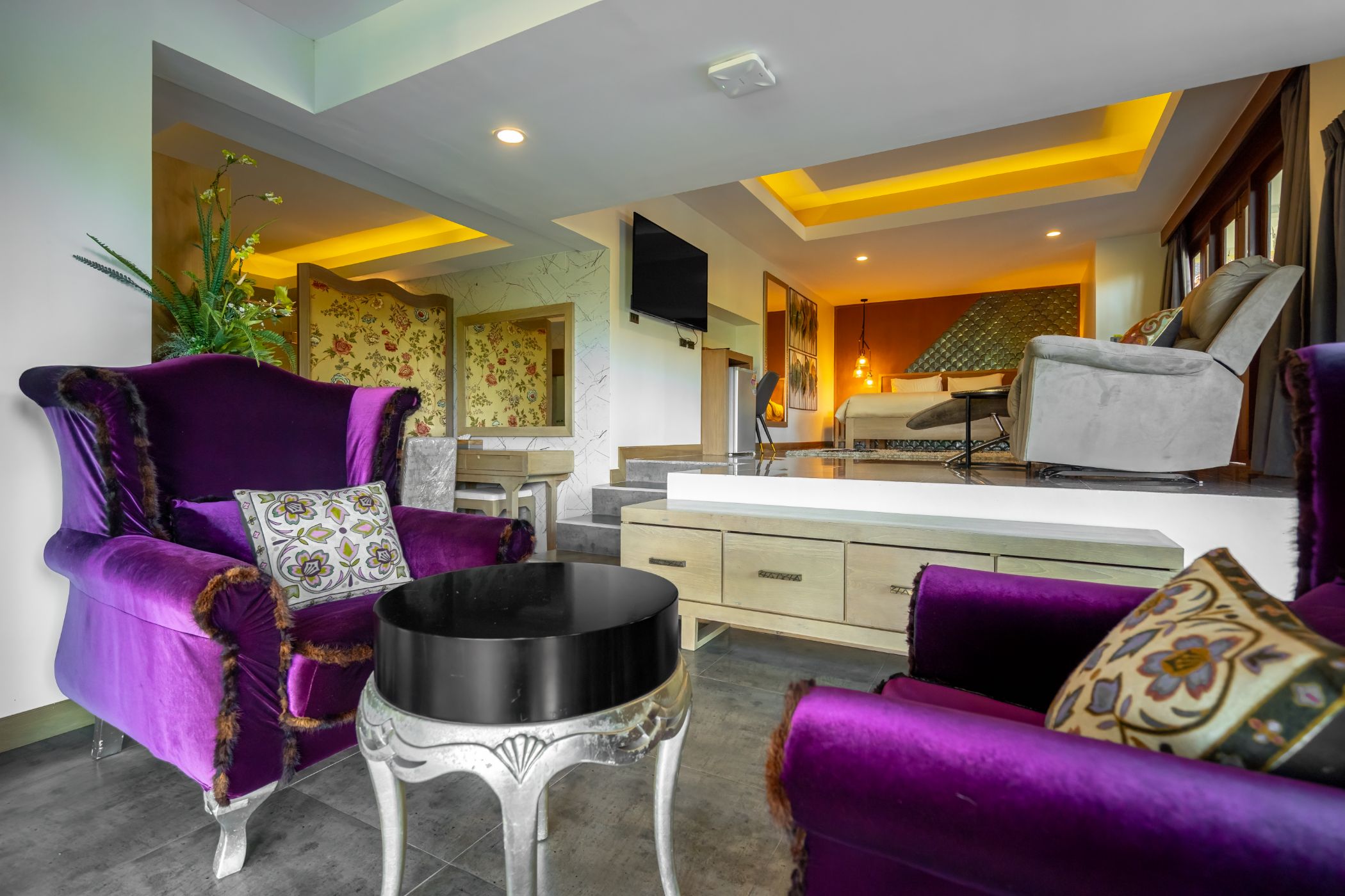 Suite Superior with Balcony