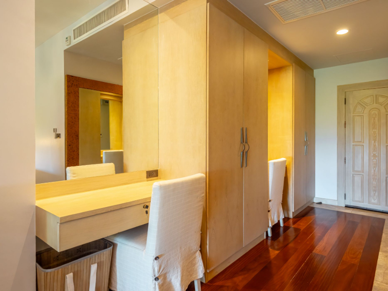 Twin Deluxe with Balcony