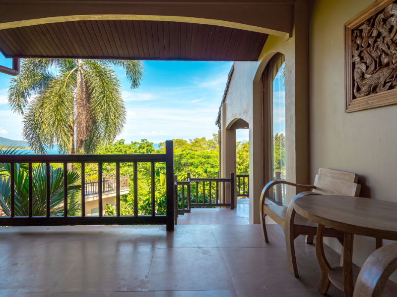 Twin Deluxe with Balcony