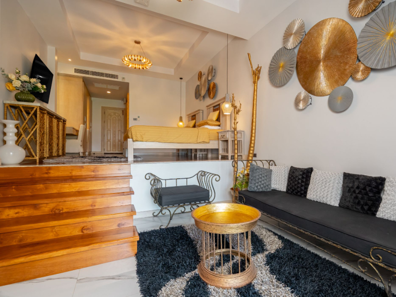 Twin Deluxe with Balcony