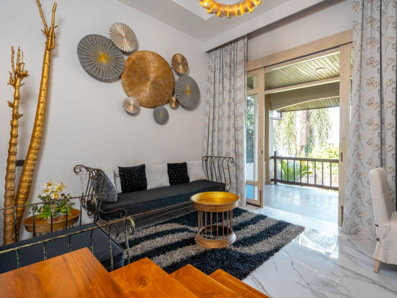 Twin Deluxe with Balcony