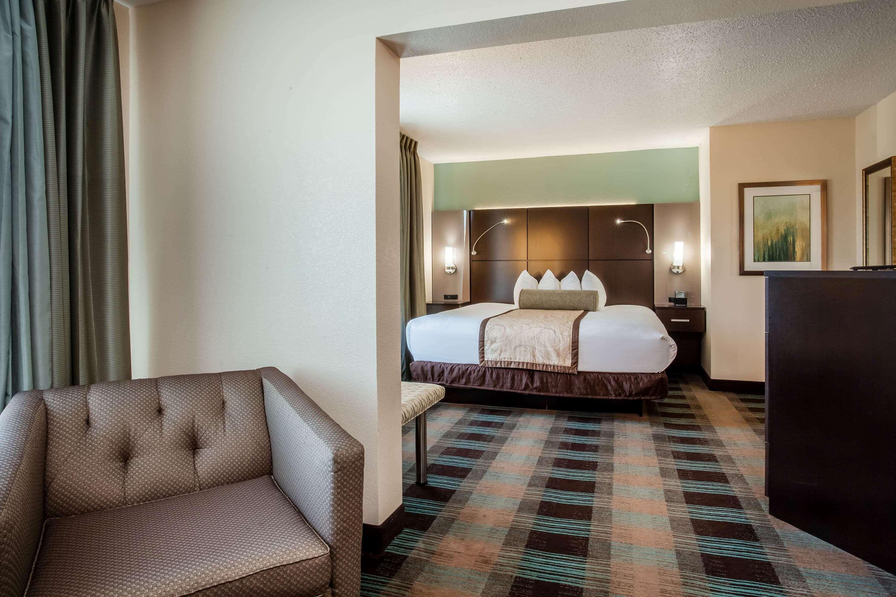 Double King Bed Non Smoking