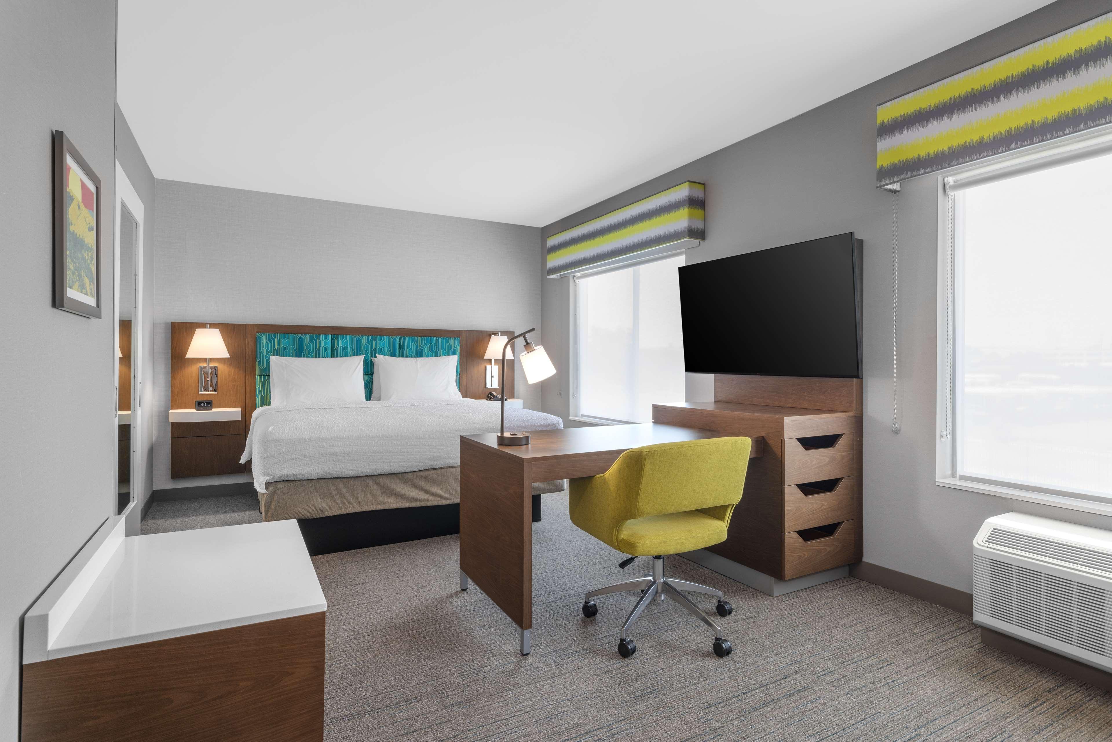 Studio King Size Bed